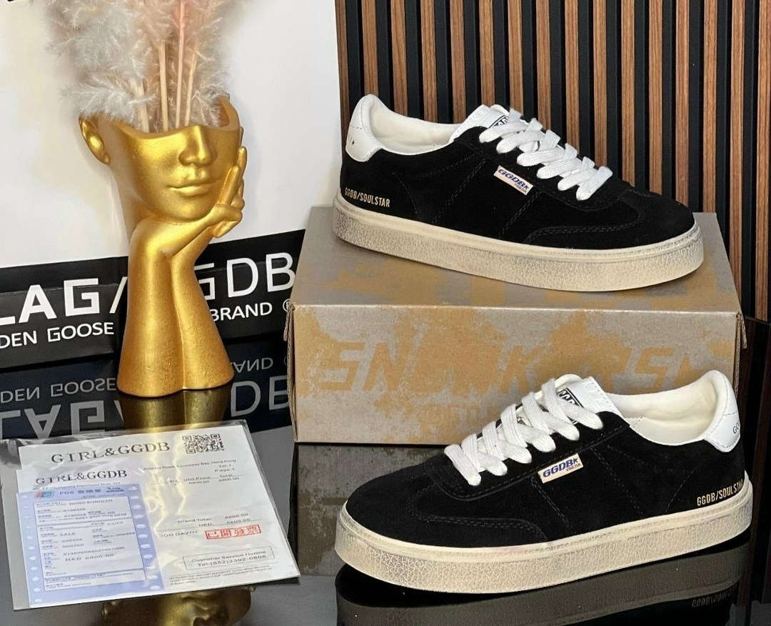golden goose кеды super-star с блестками черный,кеды golden goose,,golden goose кроссовки,golden goose кеды glitter