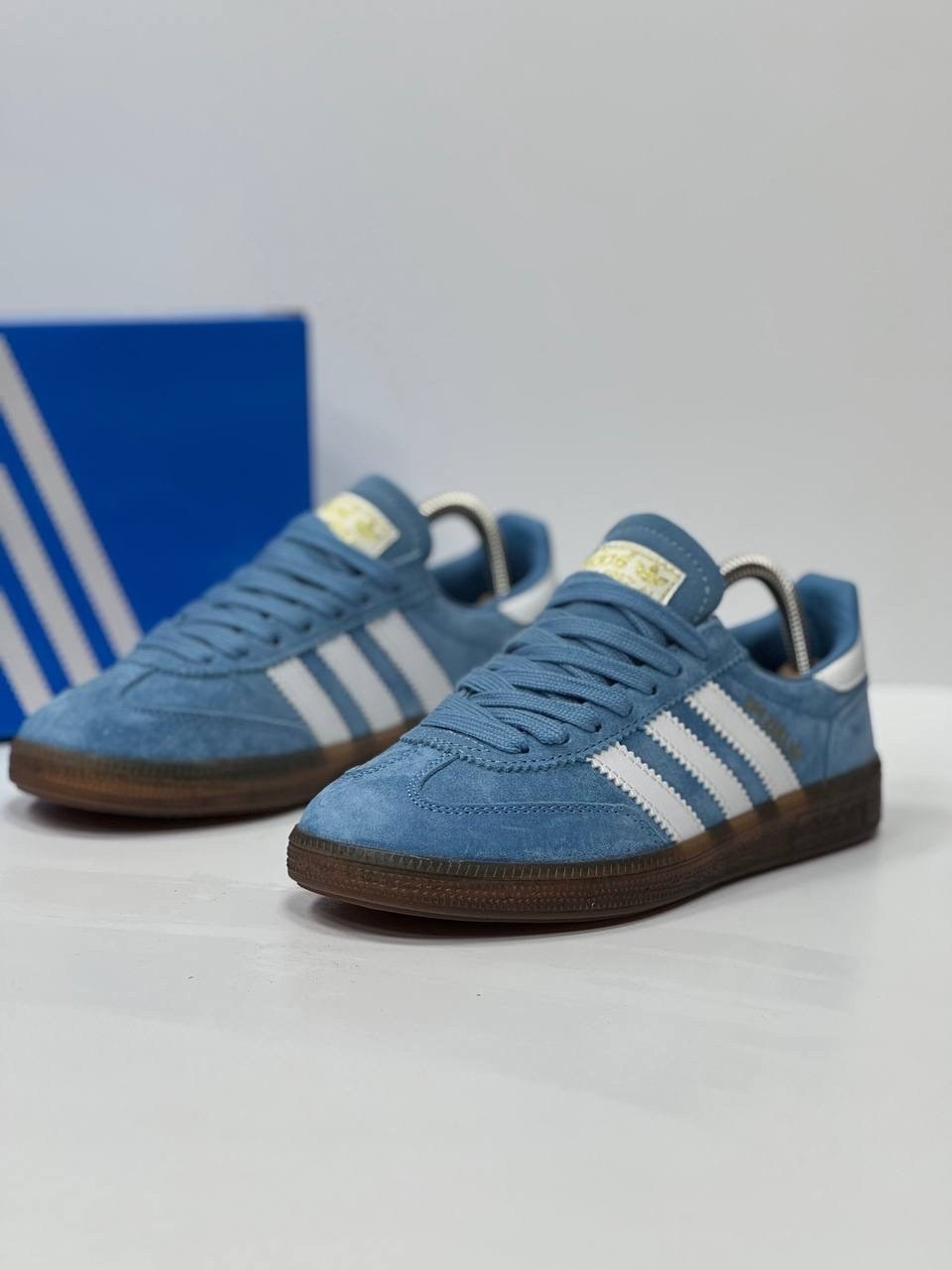 адидас кроссовки специал spezial,кроссовки adidas spezial,кроссовки adidas spezial голубые,кроссовки adidas spezial handball blue,кроссовки adidas spezial sky blue / gum