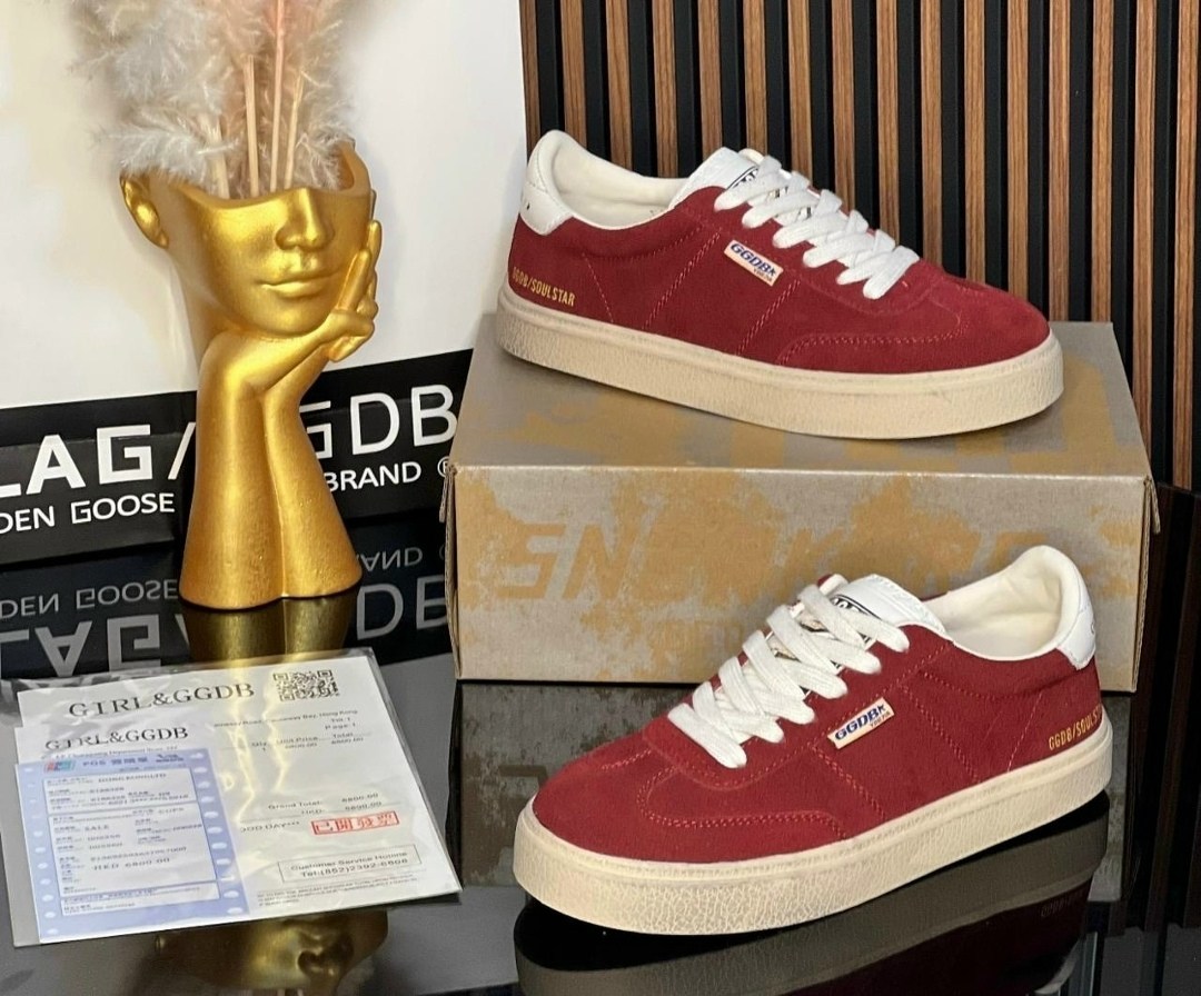 golden goose кеды super-star с блестками черный,кеды golden goose,,golden goose кроссовки,golden goose кеды glitter