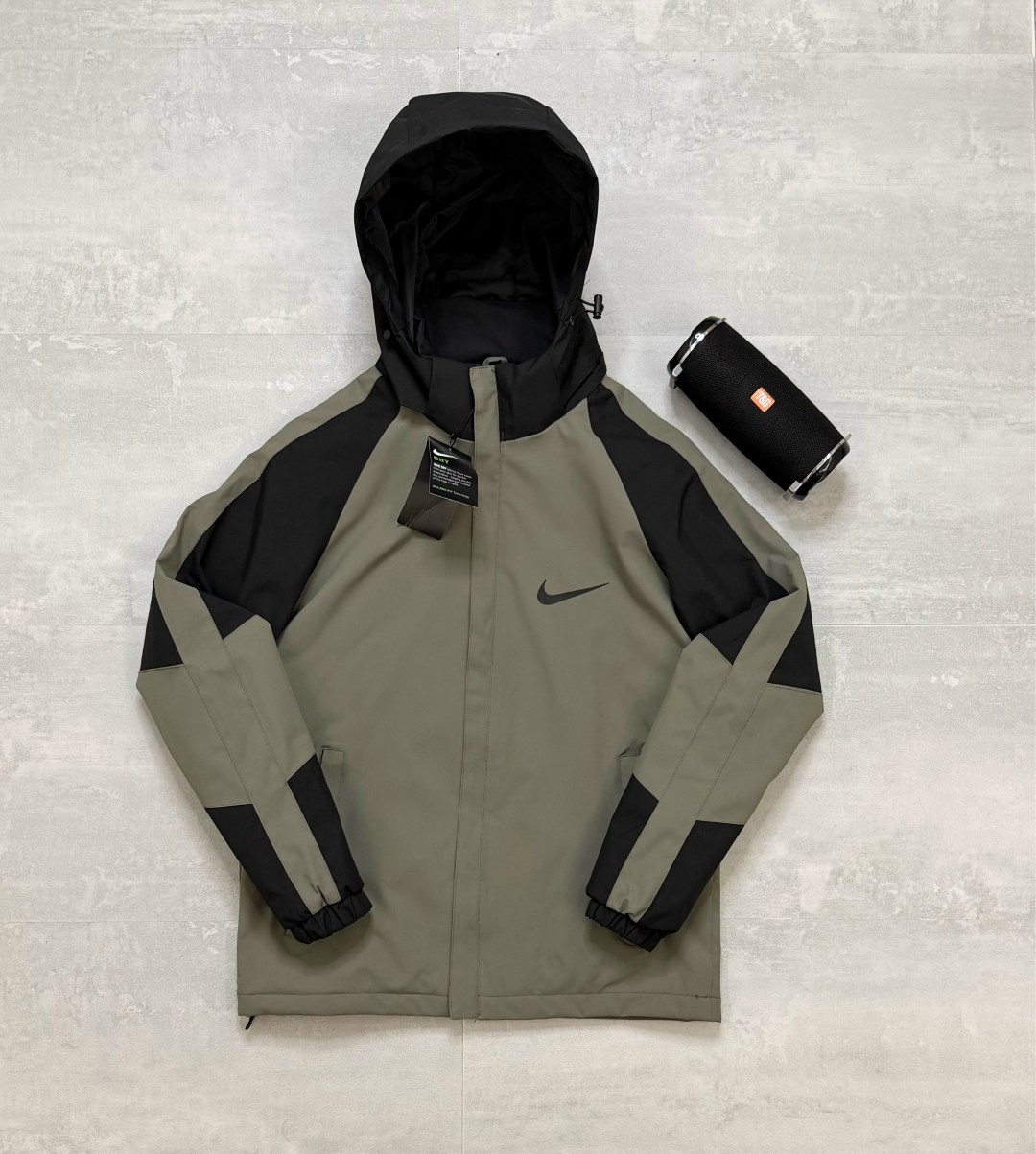 куртка nike демисезонная,зимняя куртка nike,куртка мужская nike,куртка nike,nike мужская зимняя куртка