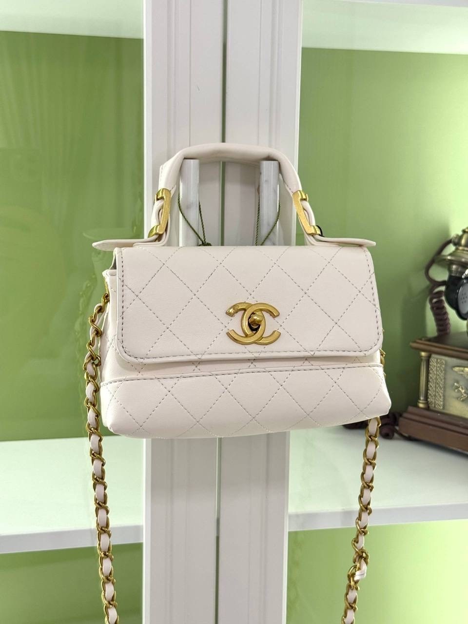 сумка chanel,сумка женская chanel,сумка шанель,сумка шанель белая,сумка на плечо chanel