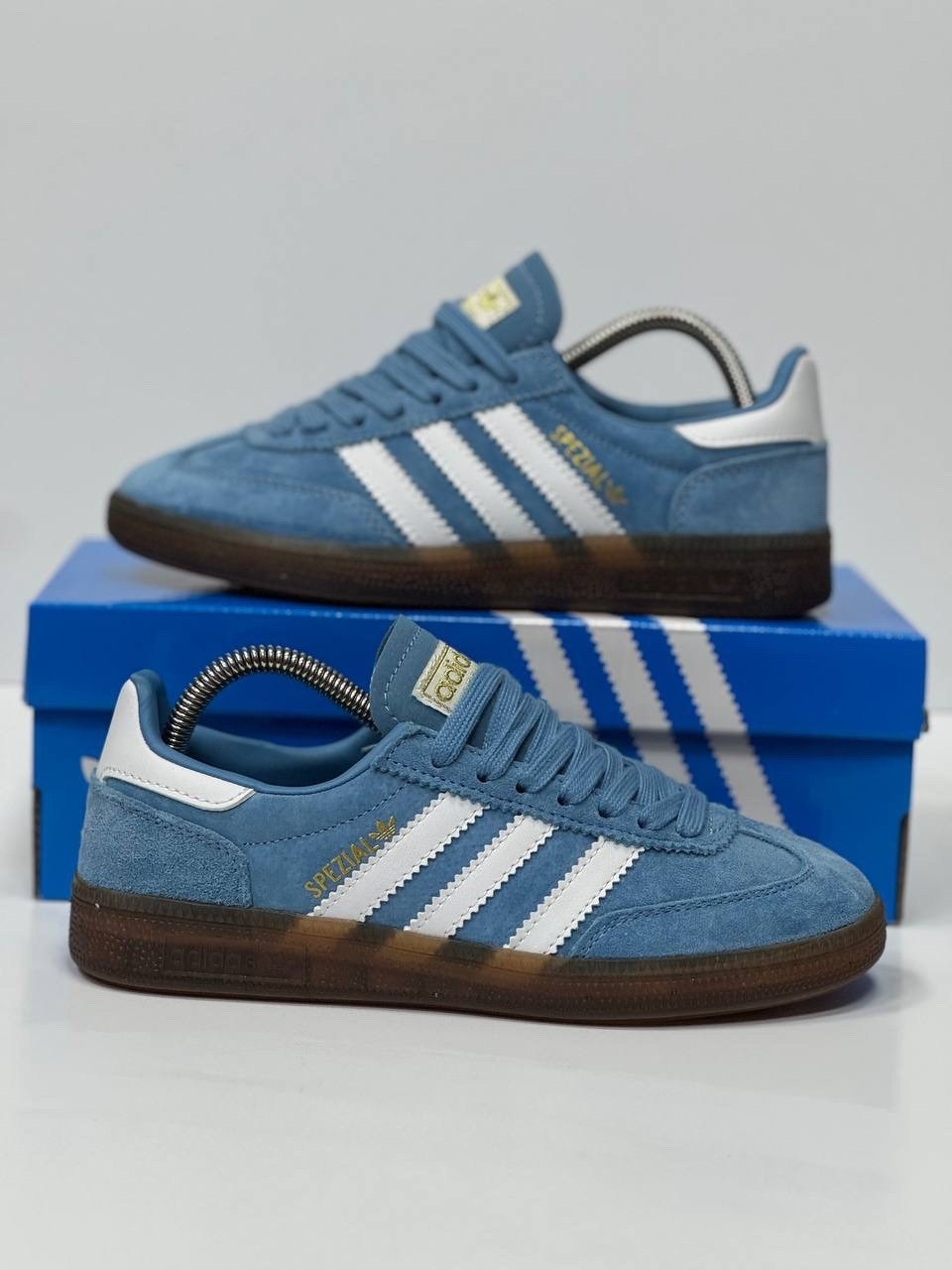 адидас кроссовки специал spezial,кроссовки adidas spezial,кроссовки adidas spezial голубые,кроссовки adidas spezial handball blue,кроссовки adidas spezial sky blue / gum