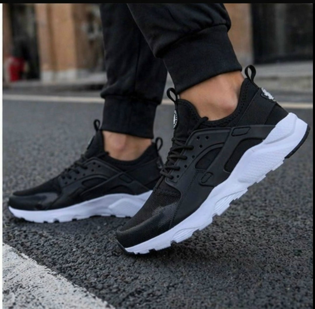 найк хуарачи женские черные с белой подошвой,мужские кроссовки nike air huarache run ultra,nike air huarache run ultra black white,nike air huarache run ultra,nike air huarache ultra