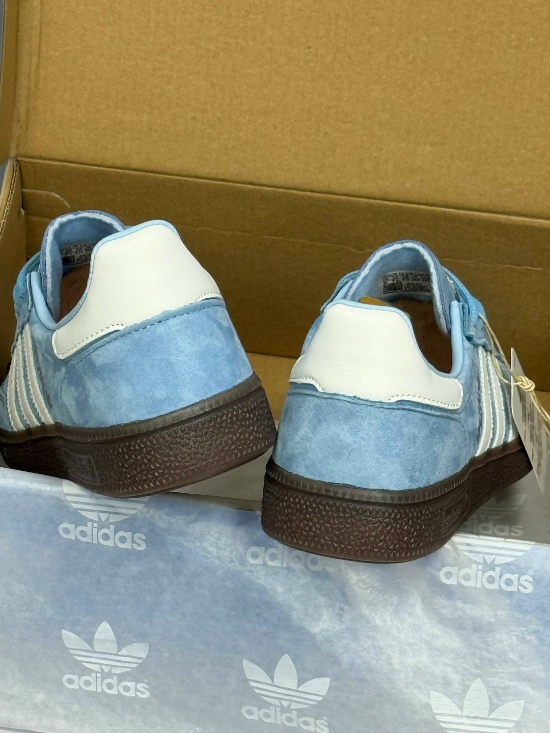 кроссовки adidas spezial,кроссовки adidas spezial голубые,кроссовки adidas original spezial,кроссовки adidas spezial sky blue / gum,кроссовки адидас spezial