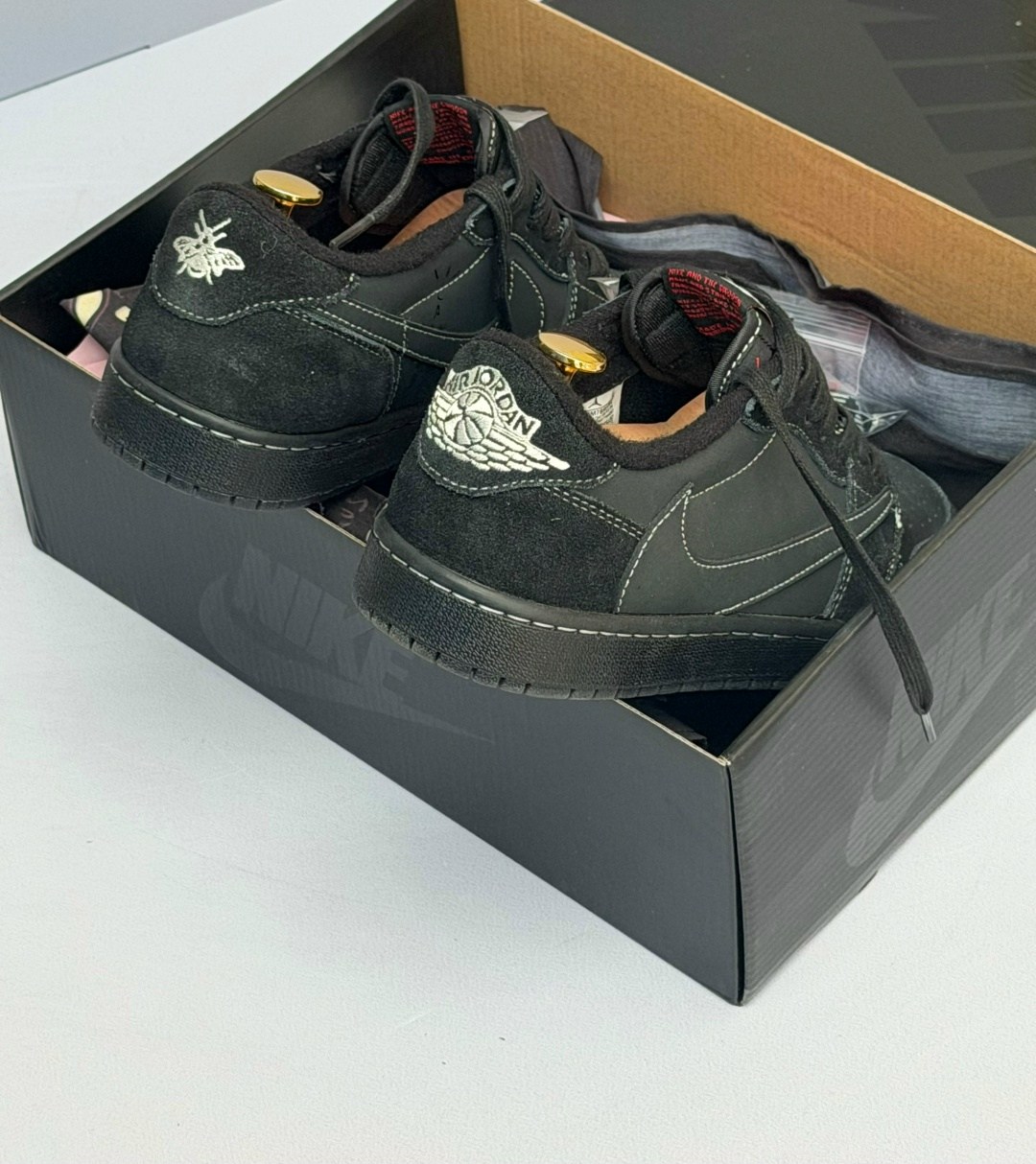 nike air jordan 1 low travis scott black phantom,travis scott x air jordan 1 low black phantom,nike air jordan 1 low travis scott,кроссовки 1 low x travis scott black phantom,nike air jordan 1 low x t