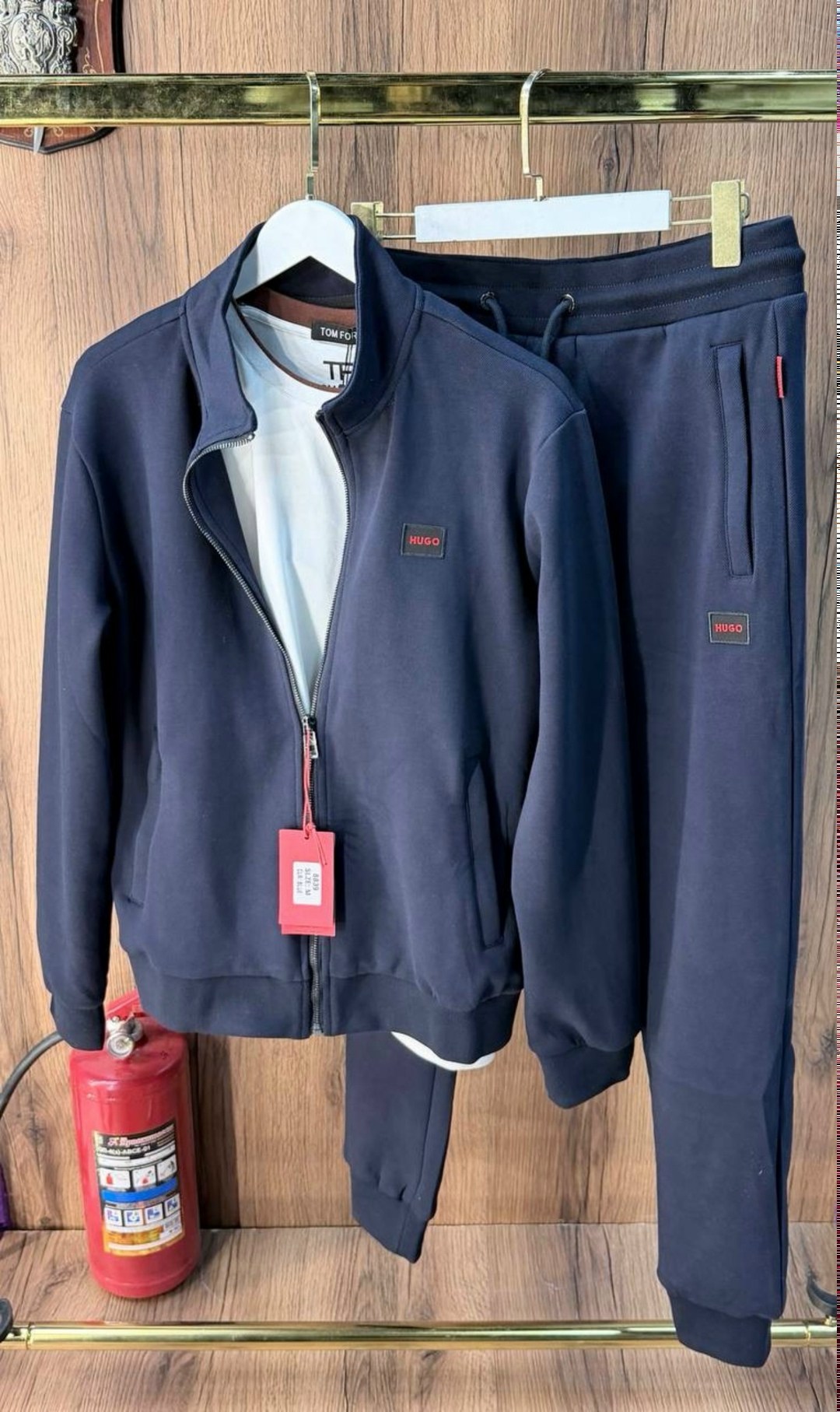 спортивный костюм kiton,спортивный костюм hugo boss,спортивные костюмы мужские,спортивный костюм,спортивный костюм мужской на флисе
