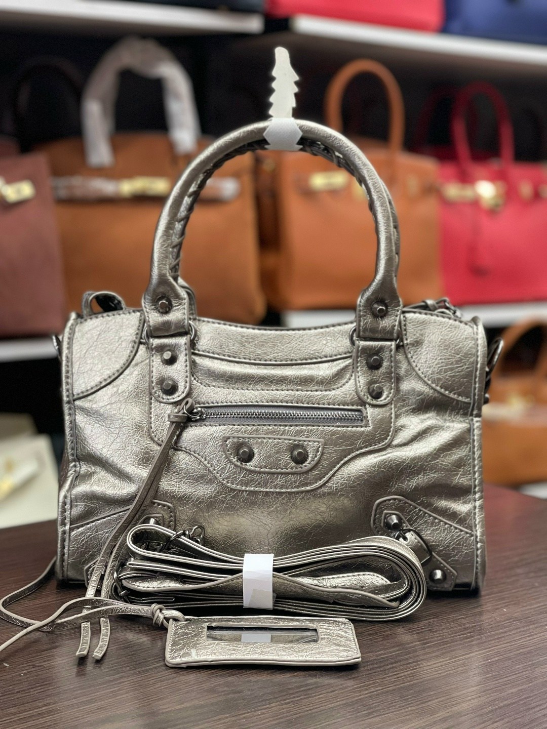 сумка баленсиага металлик,balenciaga motorcycle bag,сумки balenciaga,сумка баленсиага сити,сумка женская balenciaga