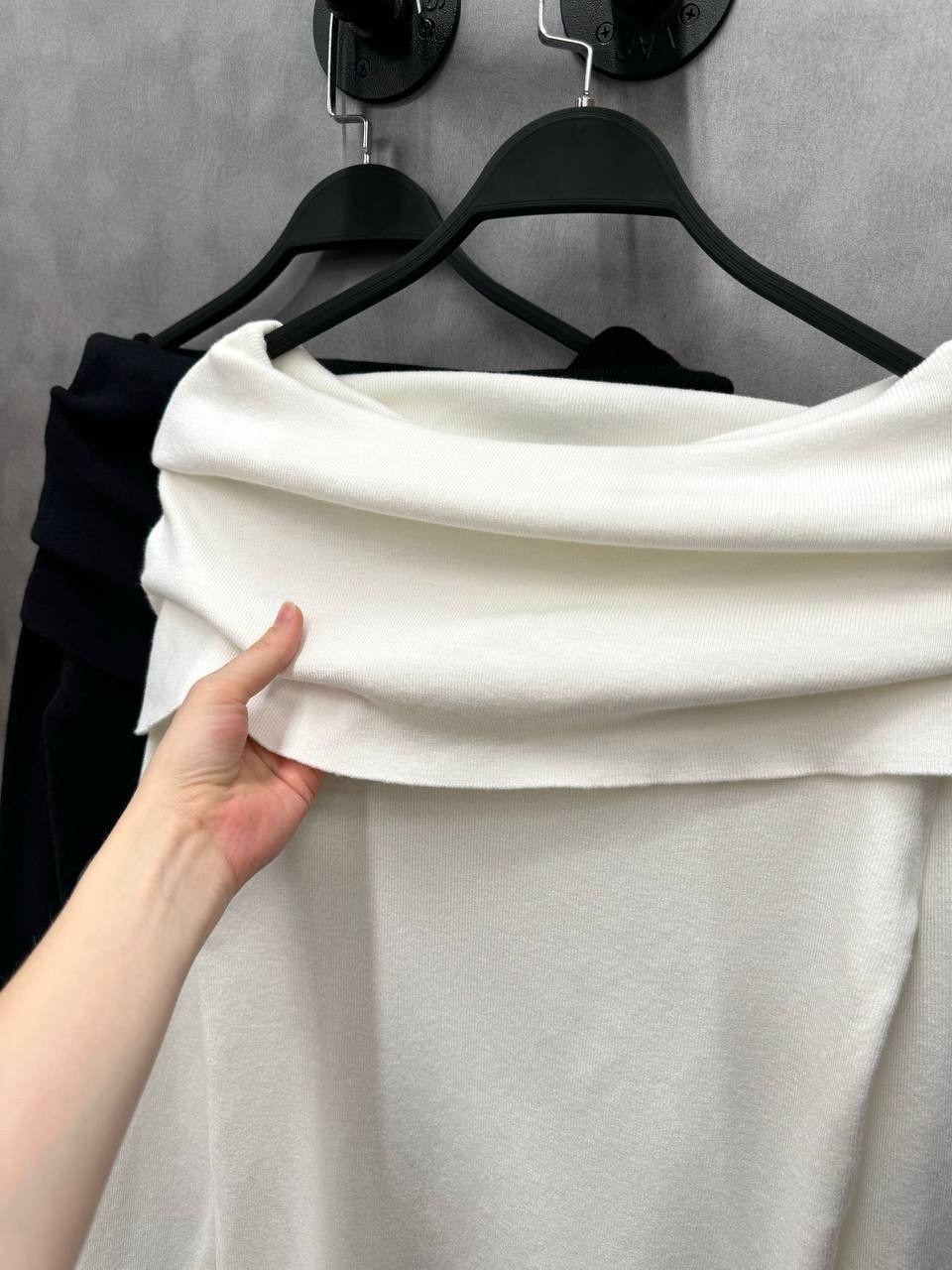 открытые плечи,кофта нарядная с открытыми плечами good_look,кофта с открытыми плечами,свитер с открытыми плечами,темпераментный свитер с одним плечом fulia