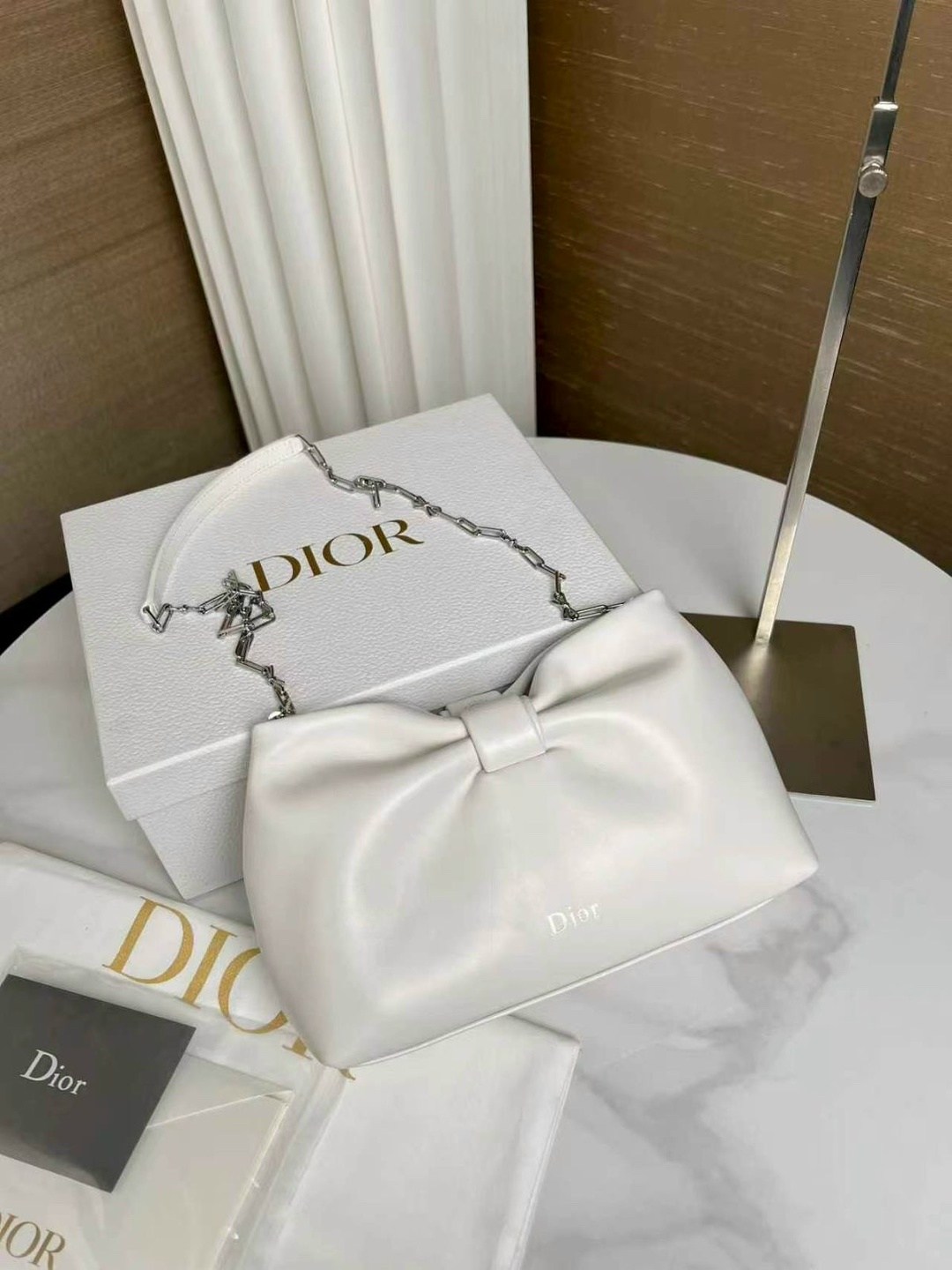 сумка с бантом,модная сумка,косметичка dior,белая сумочка,элегантная сумка