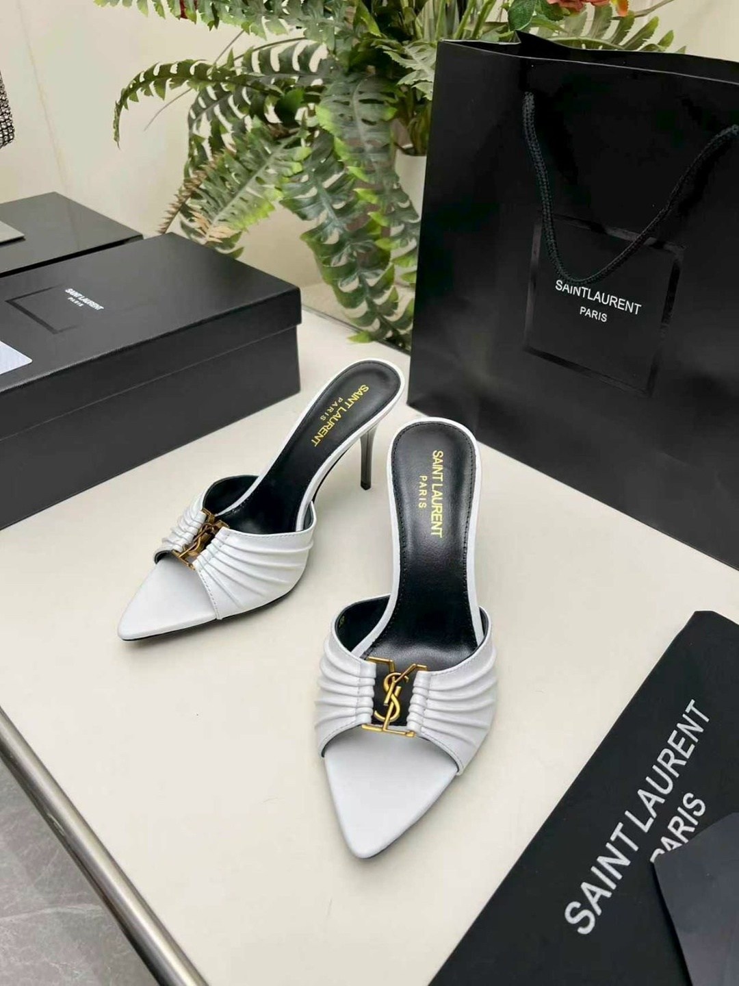 босоножки yves saint laurent,туфли saint laurent,туфли yves saint laurent,босоножки saint laurent,