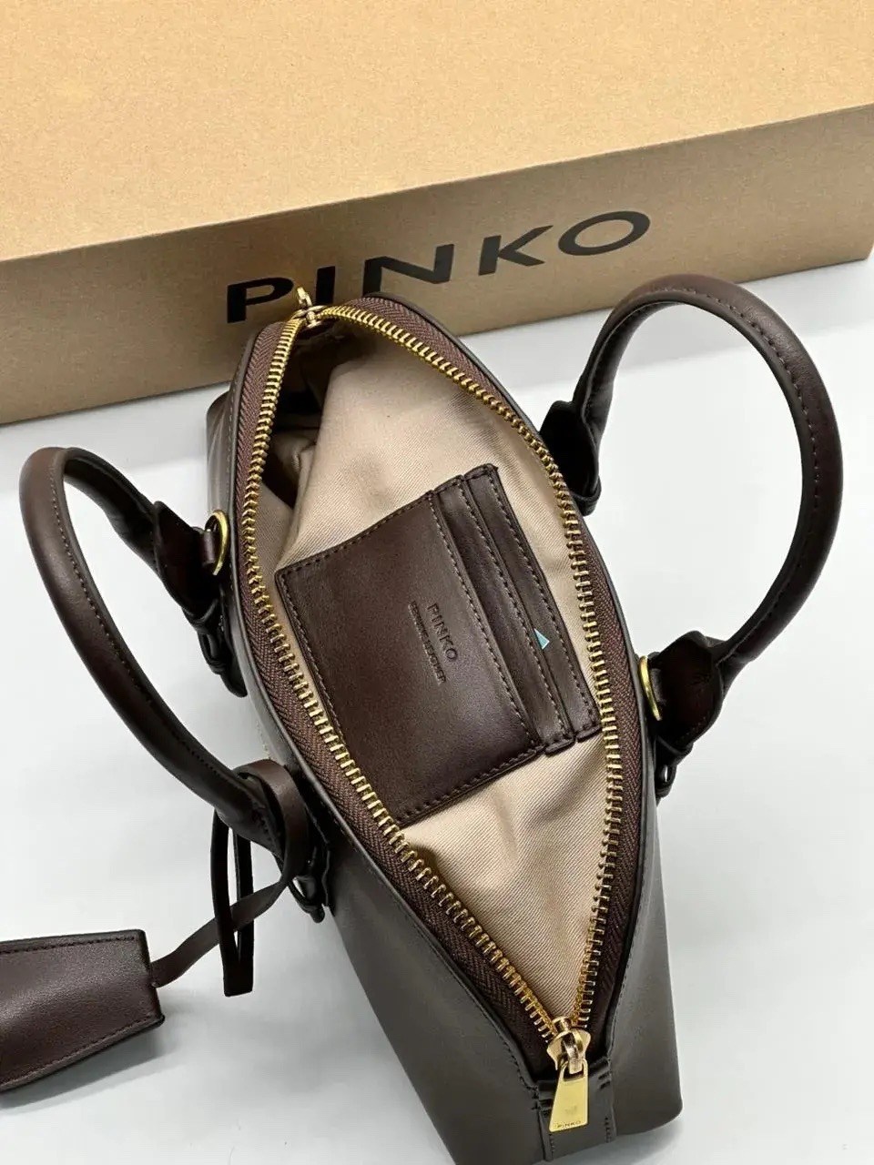 сумки pinko,сумка pinko женская,сумка pinko сумка,сумка pinko белая,сумки