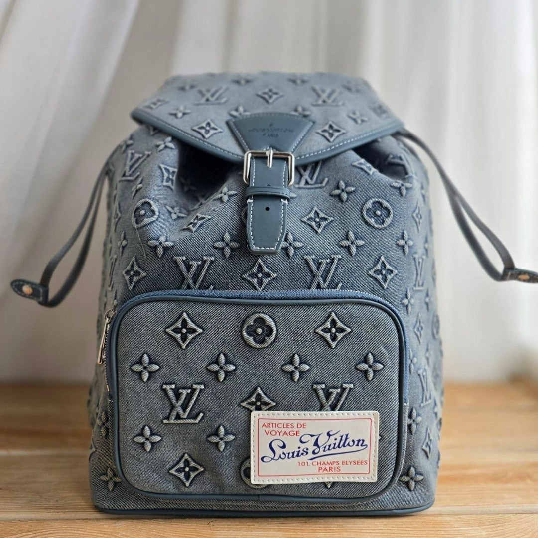 рюкзак louis vuitton,рюкзак louis vuitton montsouris monogram washed,рюкзак женский louis vuitton,сумка - рюкзак louis vuitton denim,рюкзак луи виттон