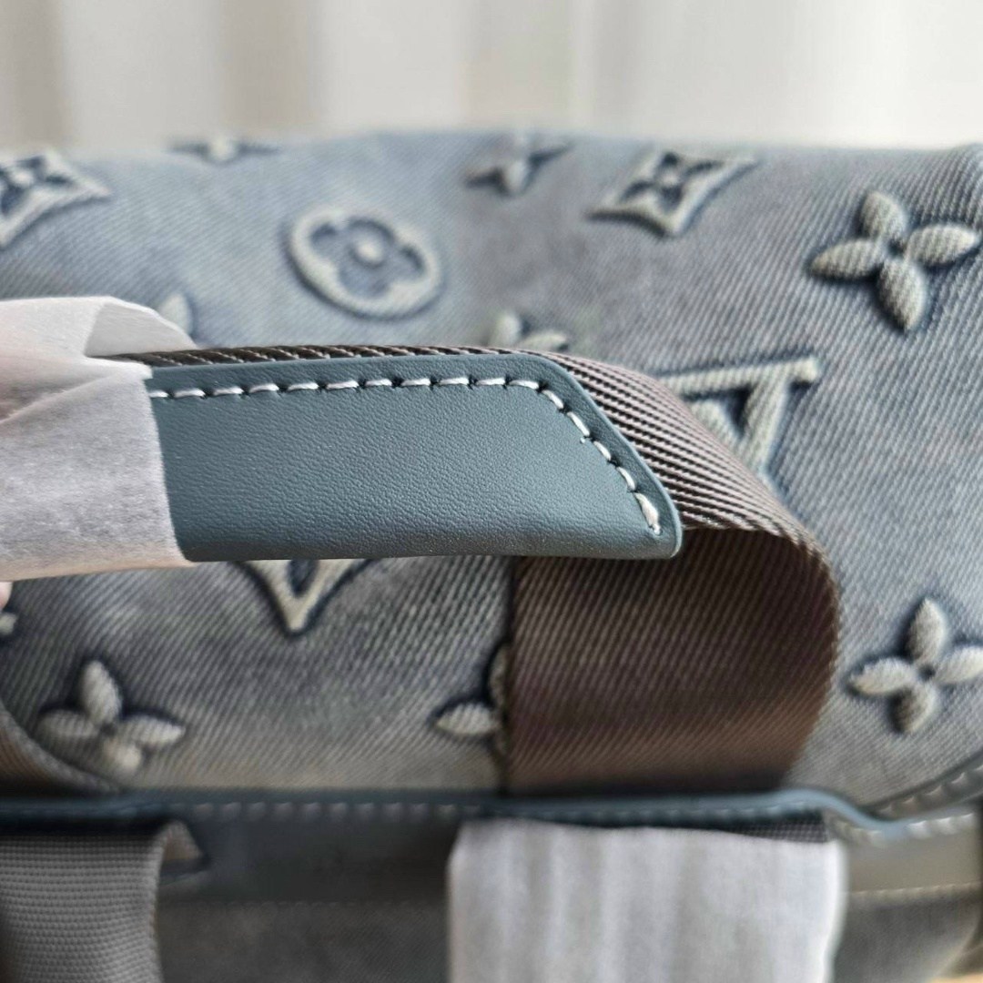 рюкзак louis vuitton,рюкзак louis vuitton montsouris monogram washed,рюкзак женский louis vuitton,сумка - рюкзак louis vuitton denim,рюкзак луи виттон