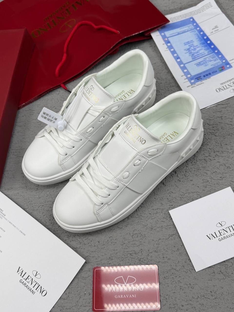 кроссовки valentino,,кроссовки женские valentino,кеды valentino garavani женские оригинал,valentino женские кожаные кроссовки valentino premium - pink