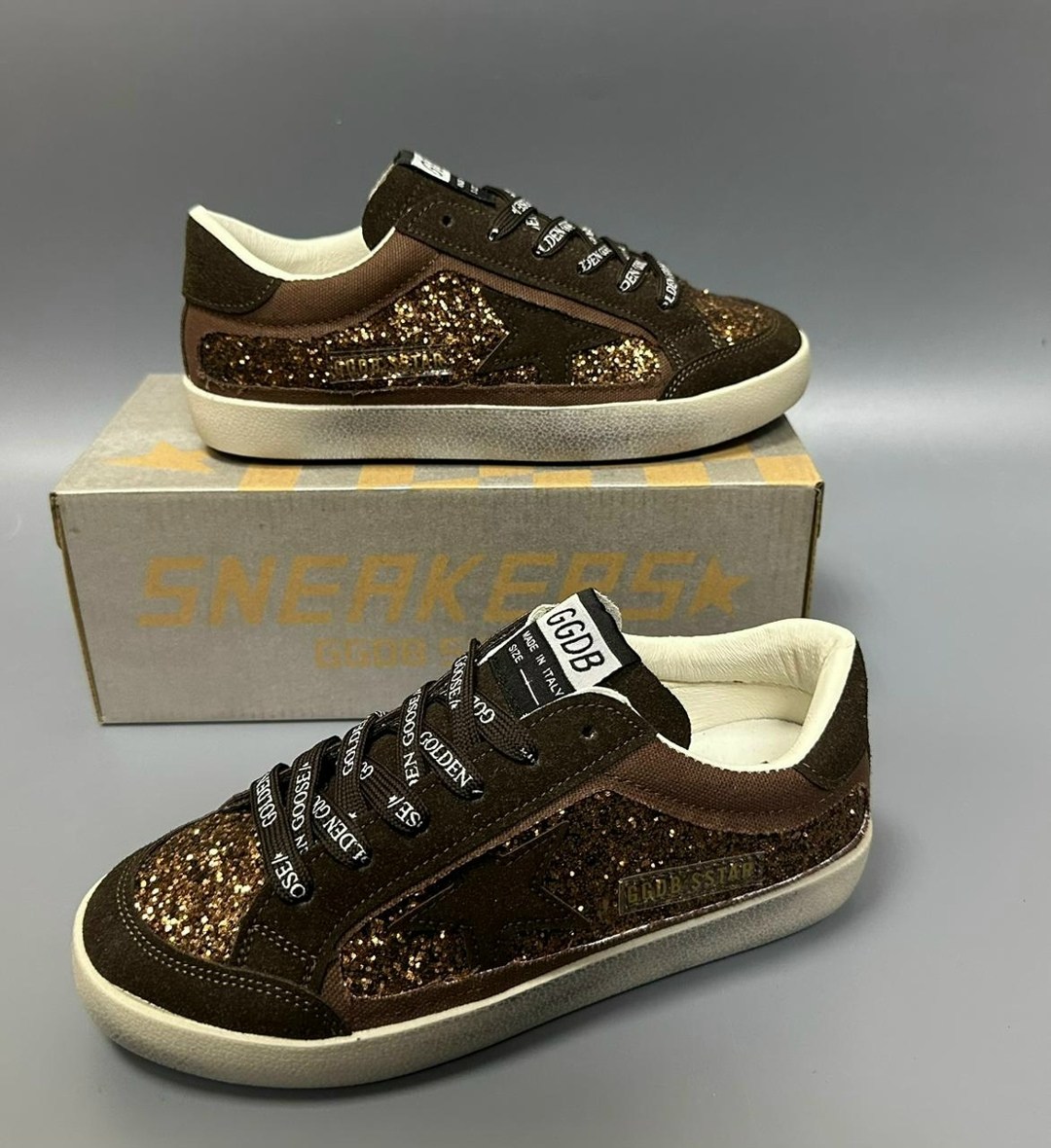кроссовки golden goose,кеды golden goose,golden goose кроссовки super-star коричневый,,golden goose кеды glitter