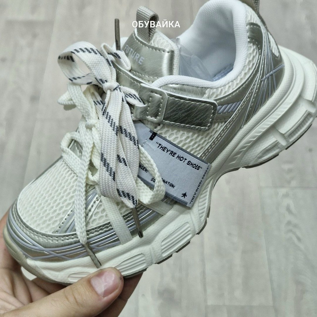 ,спортивная ,кроссовки balenciaga 3xl sneaker 'worn-out черный,кроссовки мужские balenciaga b-cross16-07 черные 39 ru,массивные кроссовки
