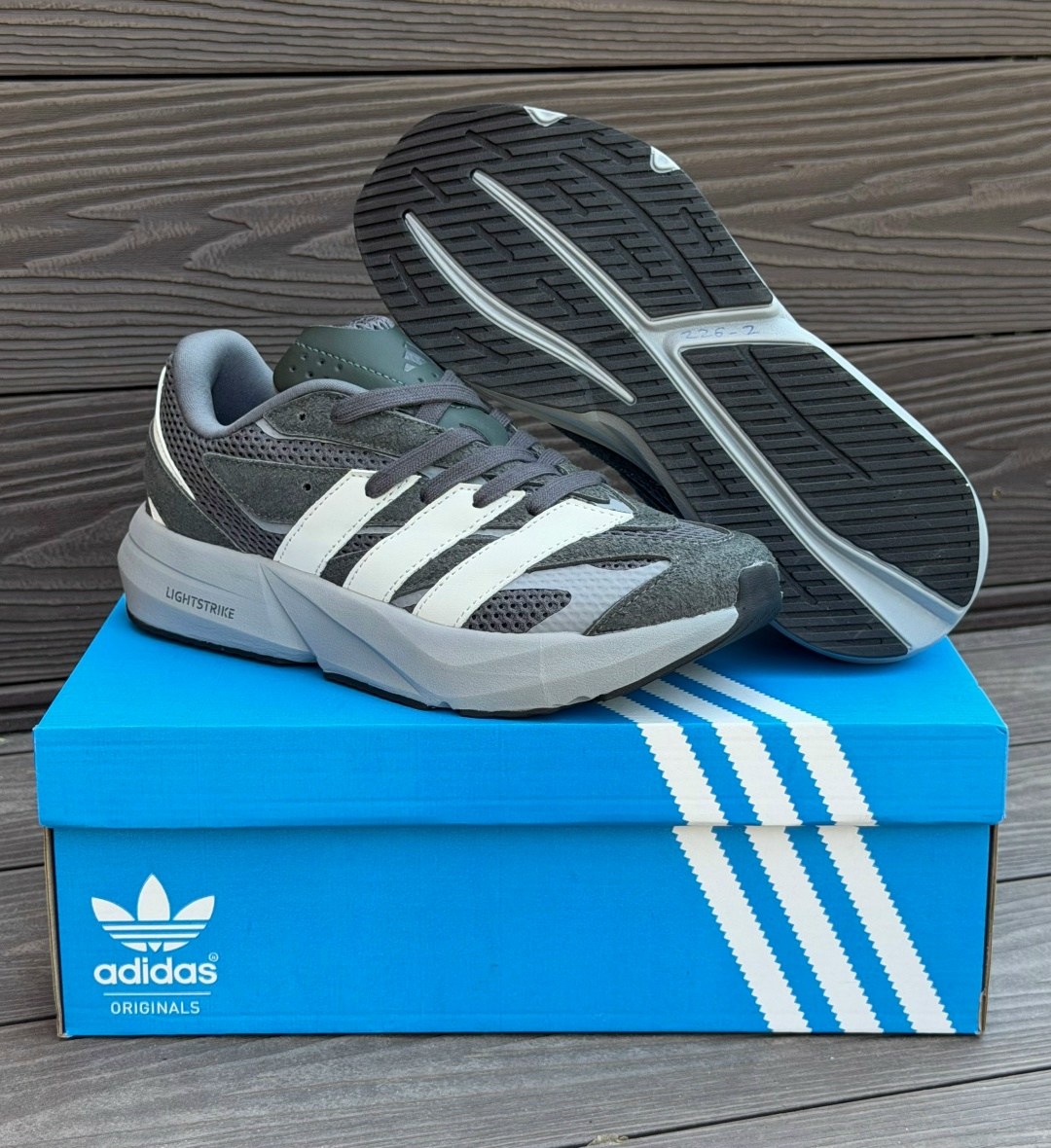 кроссовки adidas,мужские кроссовки adidas,кроссовки мужские женские adidas,adidas кроссовки adidas,женские кроссовки adidas