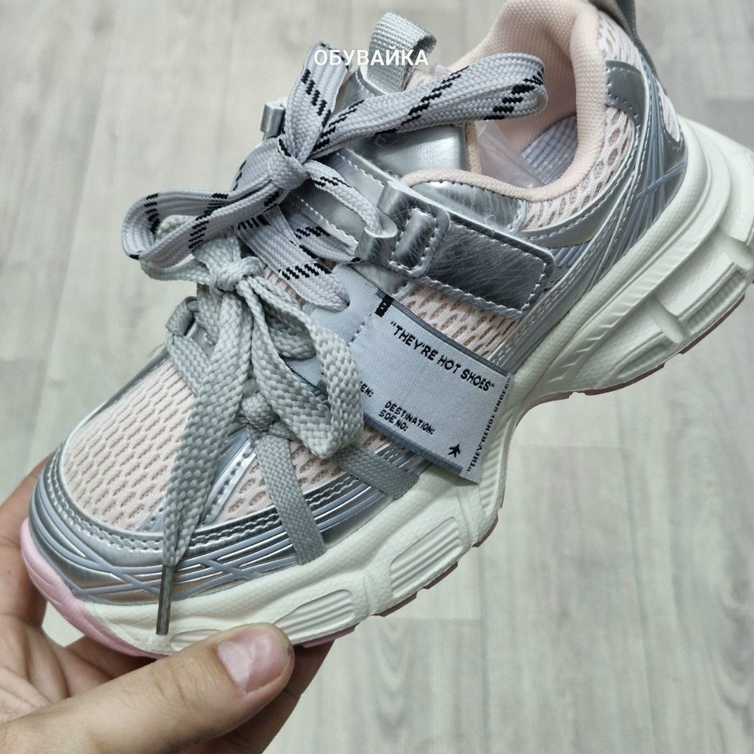 ,спортивная ,кроссовки balenciaga 3xl sneaker 'worn-out черный,кроссовки мужские balenciaga b-cross16-07 черные 39 ru,массивные кроссовки