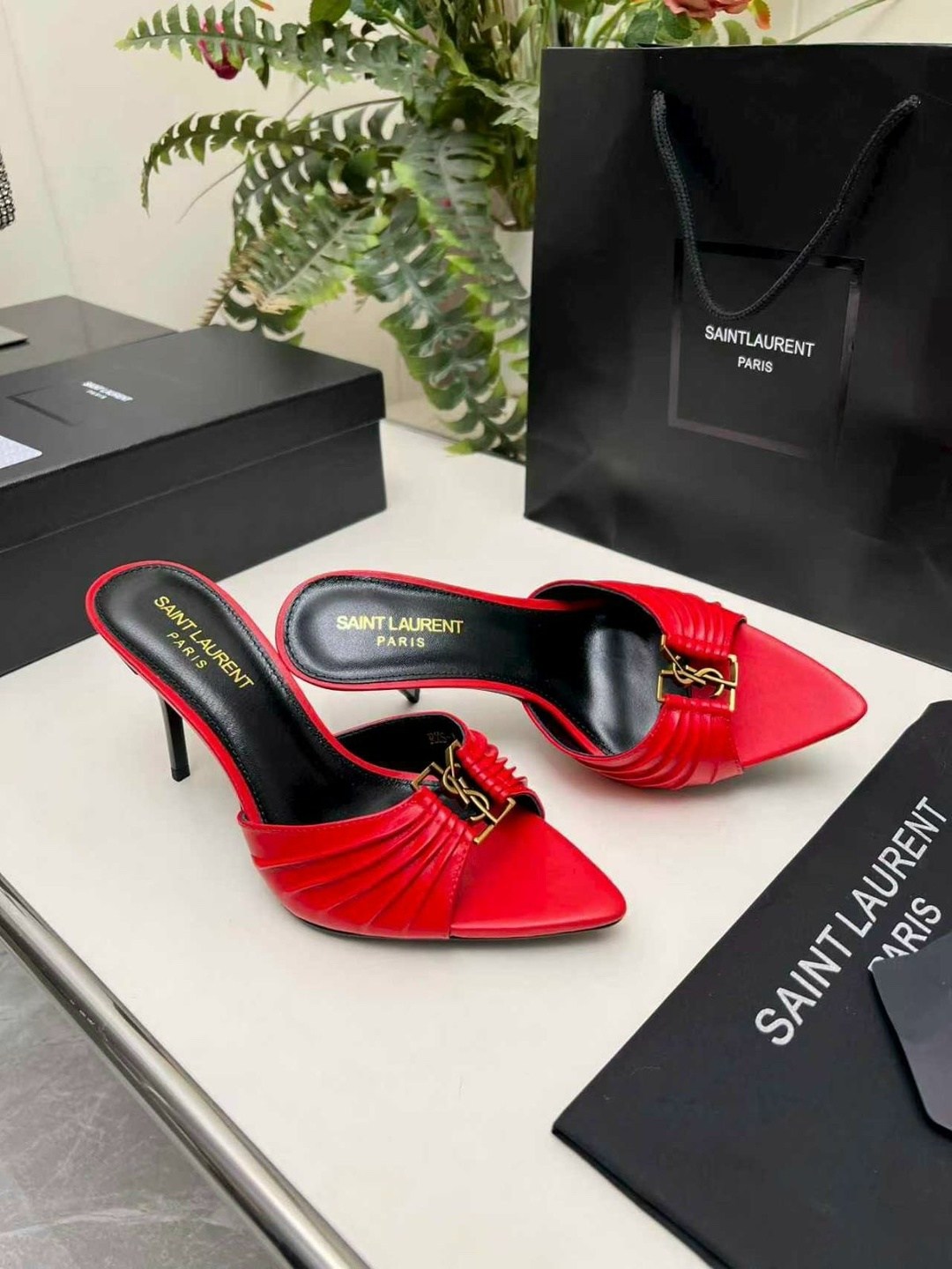 босоножки yves saint laurent,туфли saint laurent,туфли yves saint laurent,босоножки saint laurent,