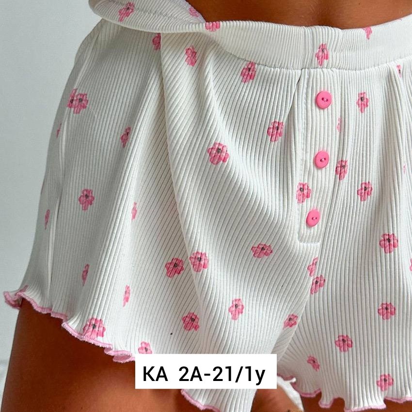 комплект женской пижамы,комплект пижама,пижама женская комплект из топа и шорт,женская пижама с шортами,женская пижама