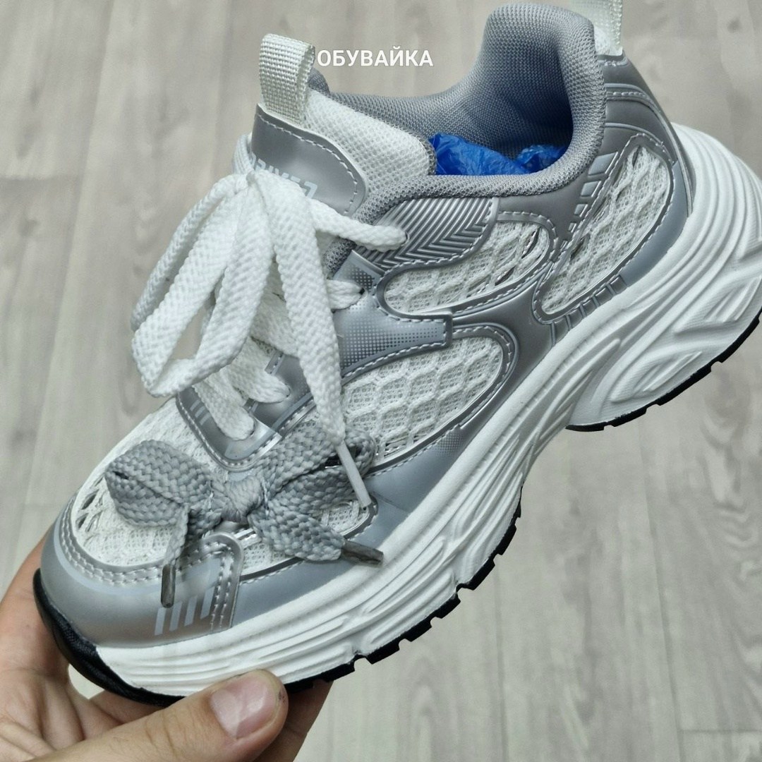 ,спортивная ,кроссовки balenciaga 3xl sneaker 'worn-out черный,кроссовки мужские balenciaga b-cross16-07 черные 39 ru,массивные кроссовки