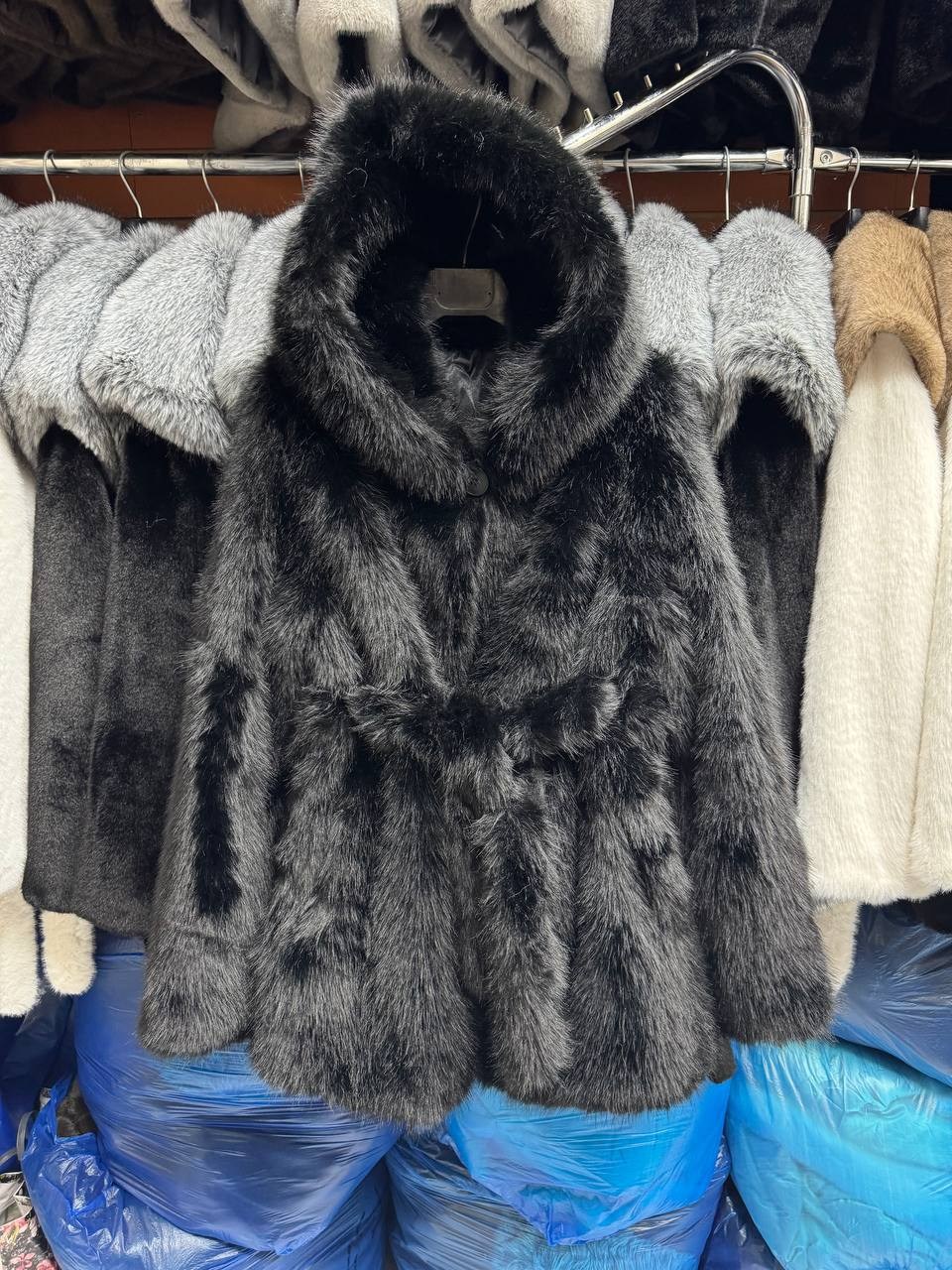шуба женская,шуба,шубка,шуба из енота,искусственная шуба