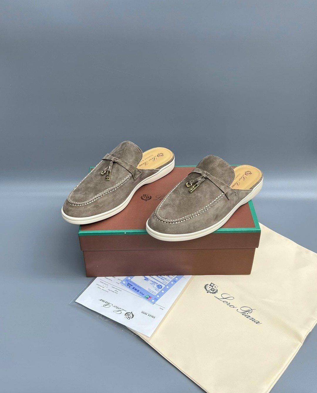 лоферы loro piana,,мюли loro piana,мюли лоро пиано женские,мюли замшевые