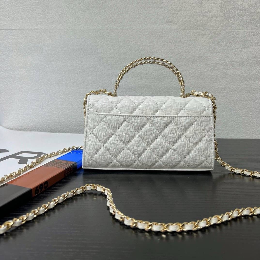 chanel сумка,модная сумка шанель,сумка шанель,женская сумка chanel,шанель сумка белая