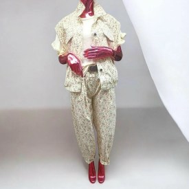 Костюм
