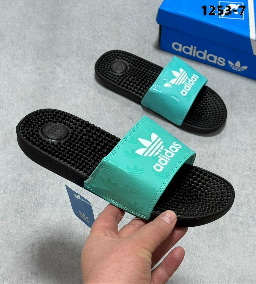 шлепанцы adidas,шлепанцы женские,,тапки адидас мужские,шлепанцы мужские