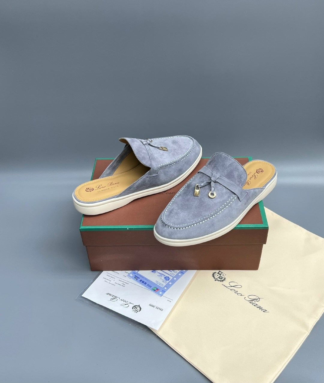 мюли loro piana,,лоферы loro piana,женские замшевые мюли loro piana голубые,мюли женские