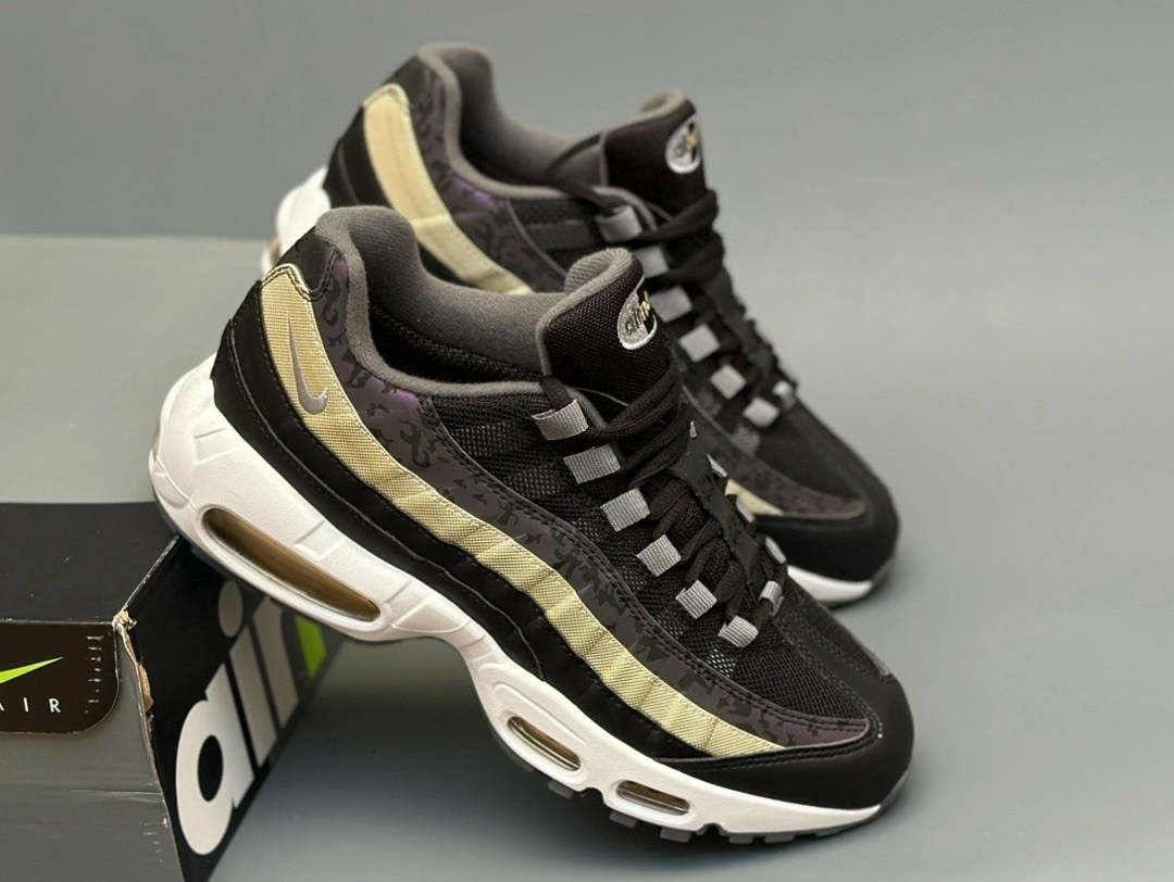кроссовки для мужчин,nike air max 95,кроссовки,кроссовки nike air max 95,nike air max 95 essential
