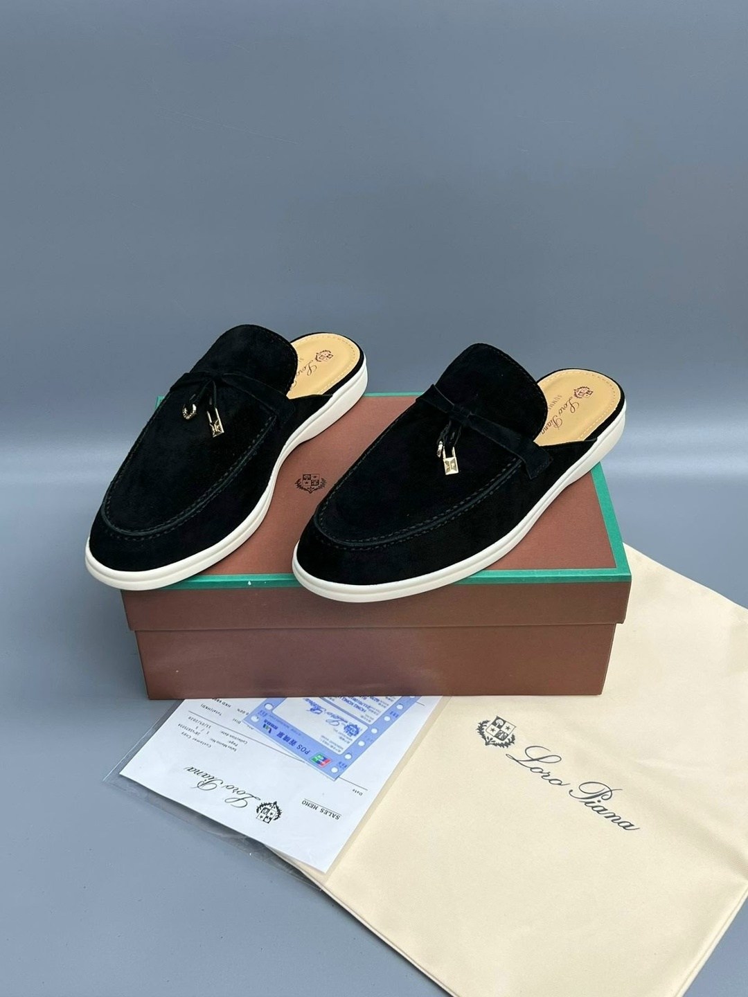 ,лоферы loro piana,мюли loro piana,мюли женские,замшевые лоферы