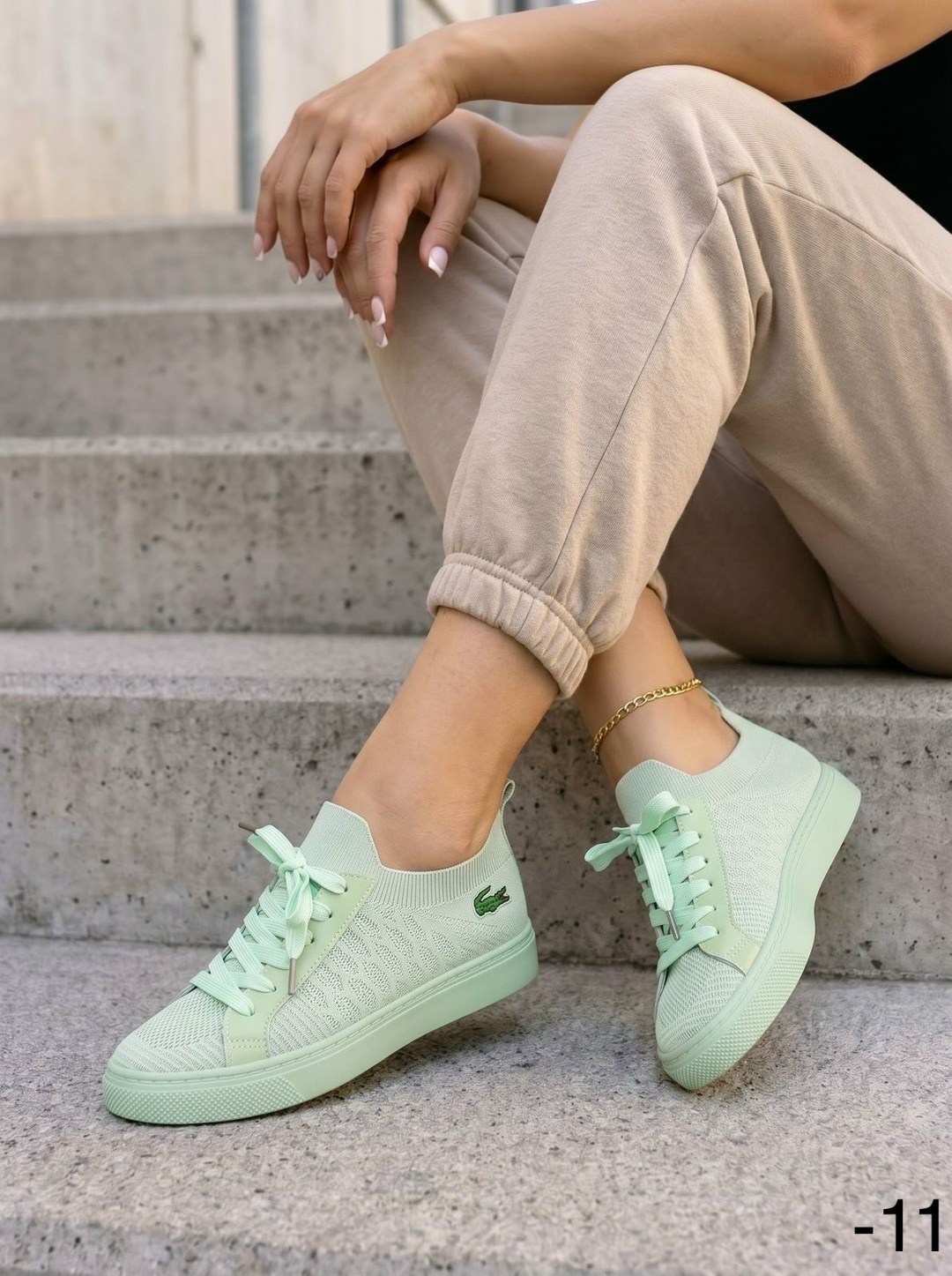,lacoste кроссовки,спортивная ,кроссовки женскиe,кеды женски