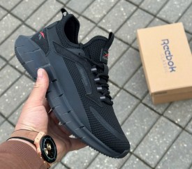 Кроссовки