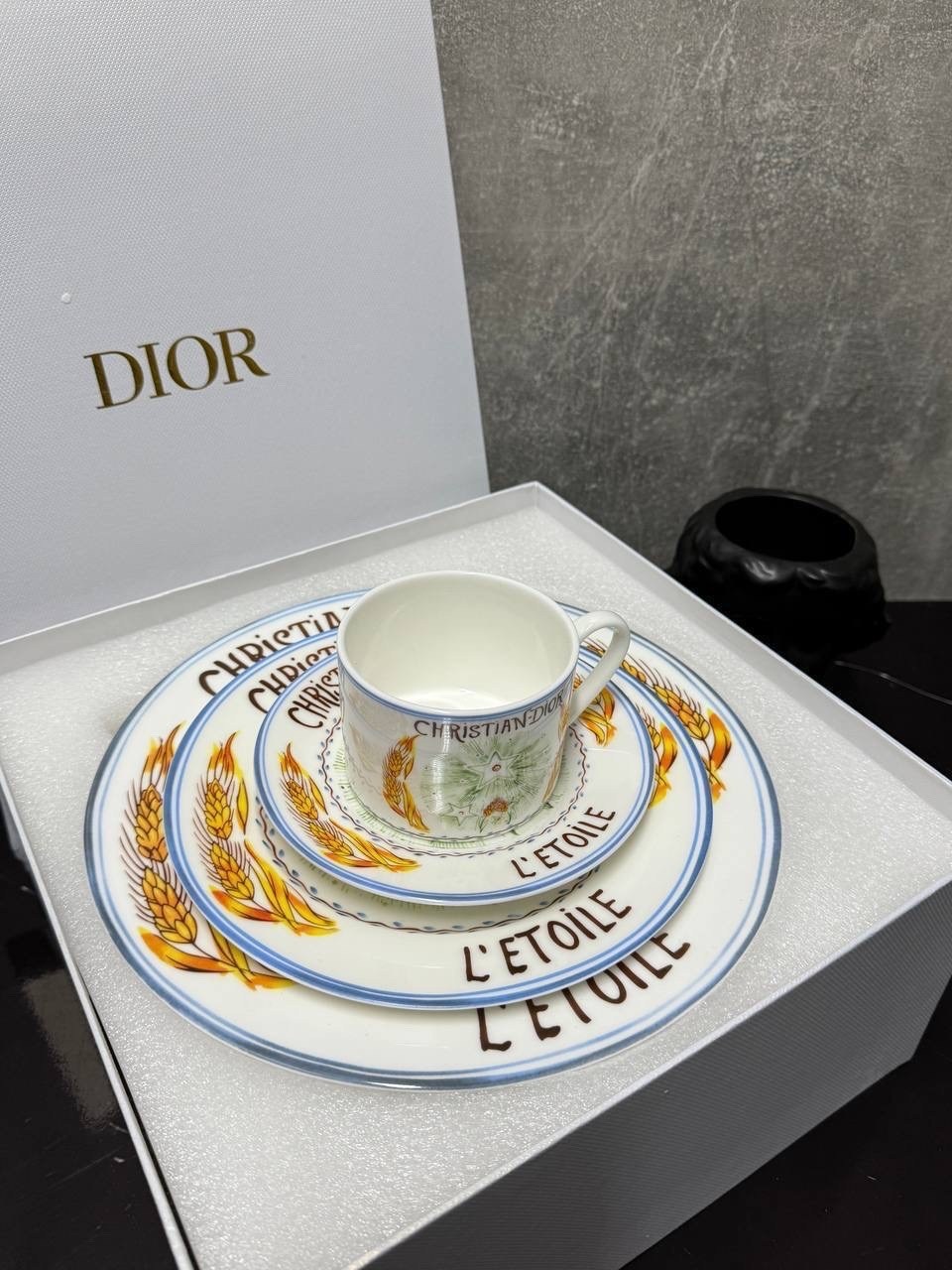 набор чайных пар christiane dior la tetemperance,чайная пара dior,чайный набор christian dior,набор чашек christian dior,dior посуда