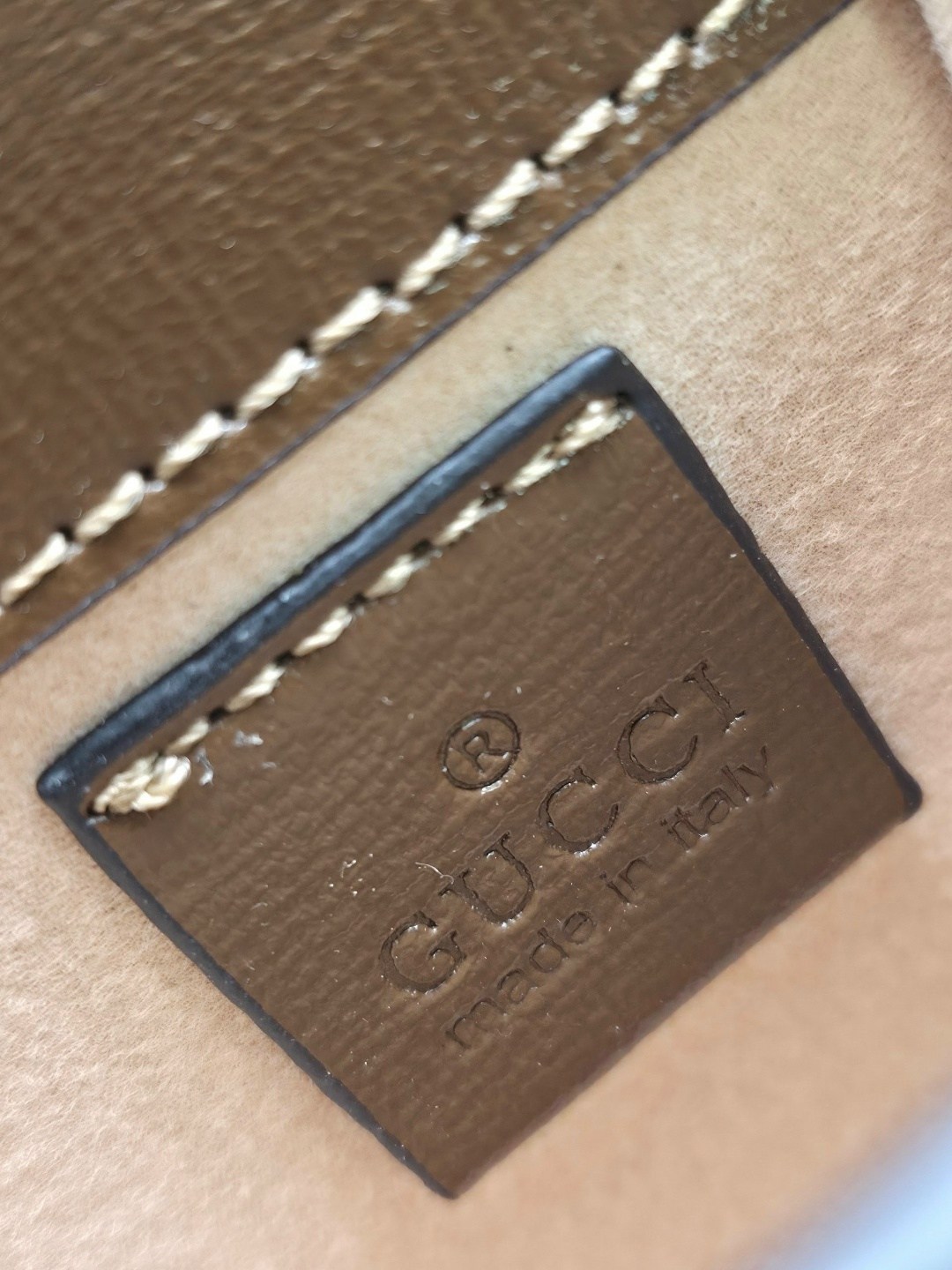 сумка gucci,gucci мини сумка,женская сумка на gucci,гуччи сумка,сумочка гуччи