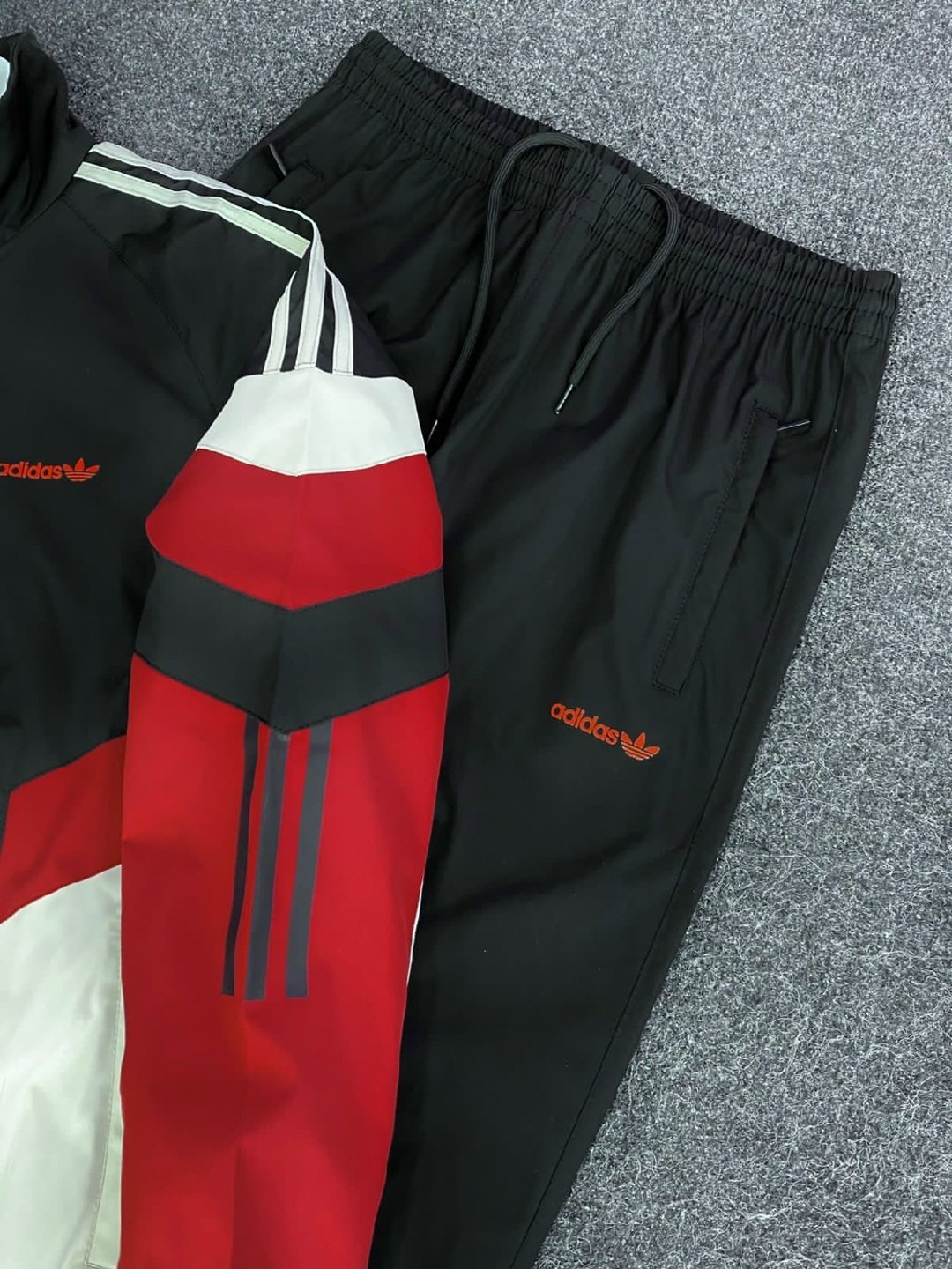 спортивный костюм adidas в стиле 90,спортивный костюм adidas,спортивный костюм adidas сальвадор 90х,спортивный костюм adidas 90х,спортивный костюм 90 х adidas salvador