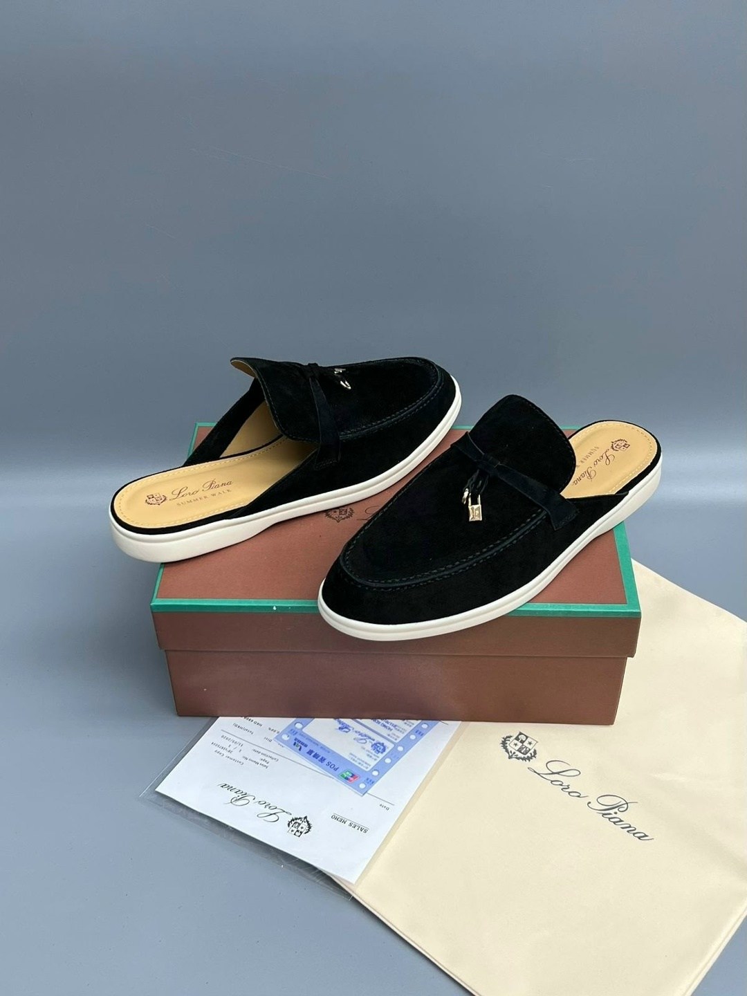 ,лоферы loro piana,мюли loro piana,мюли женские,замшевые лоферы