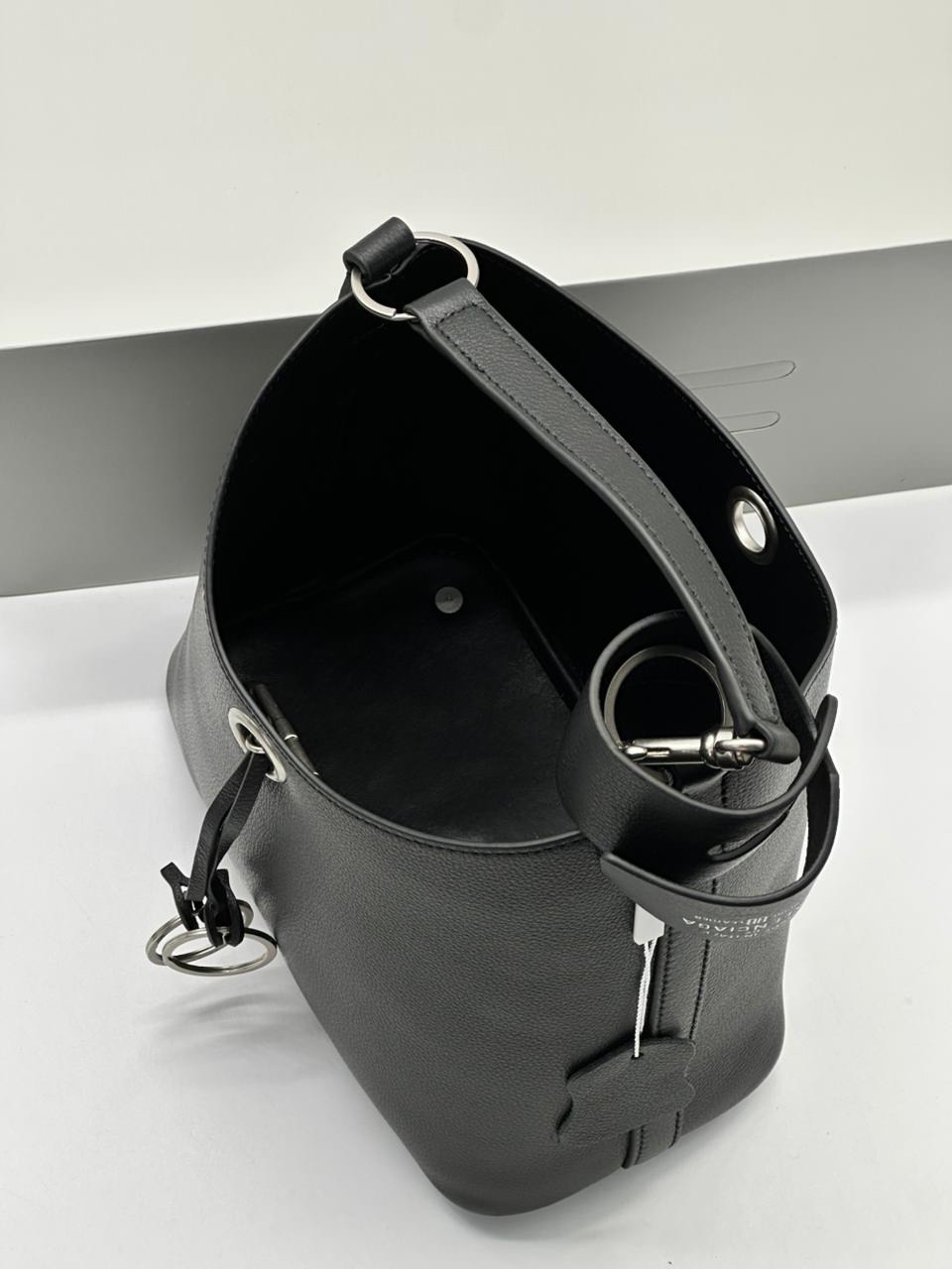 сумка balenciaga,сумка женская balenciaga,сумка,сумка на плечо balenciaga,balenciaga сумка кросс боди