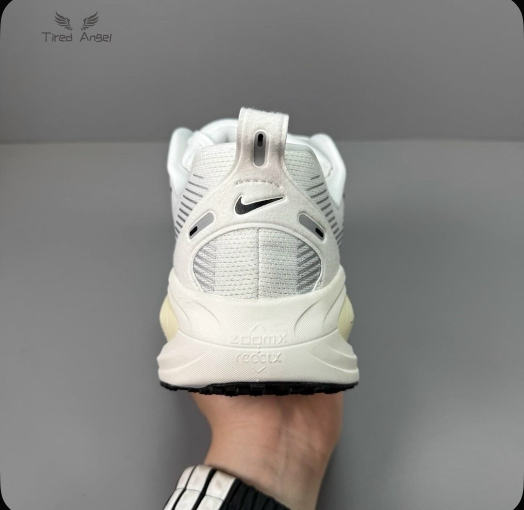 кроссовки nike vomero,кроссовки nike air zoom vomero,nike vomero 18,кроссовки nike,кроссовки nike air zoom vomero 5