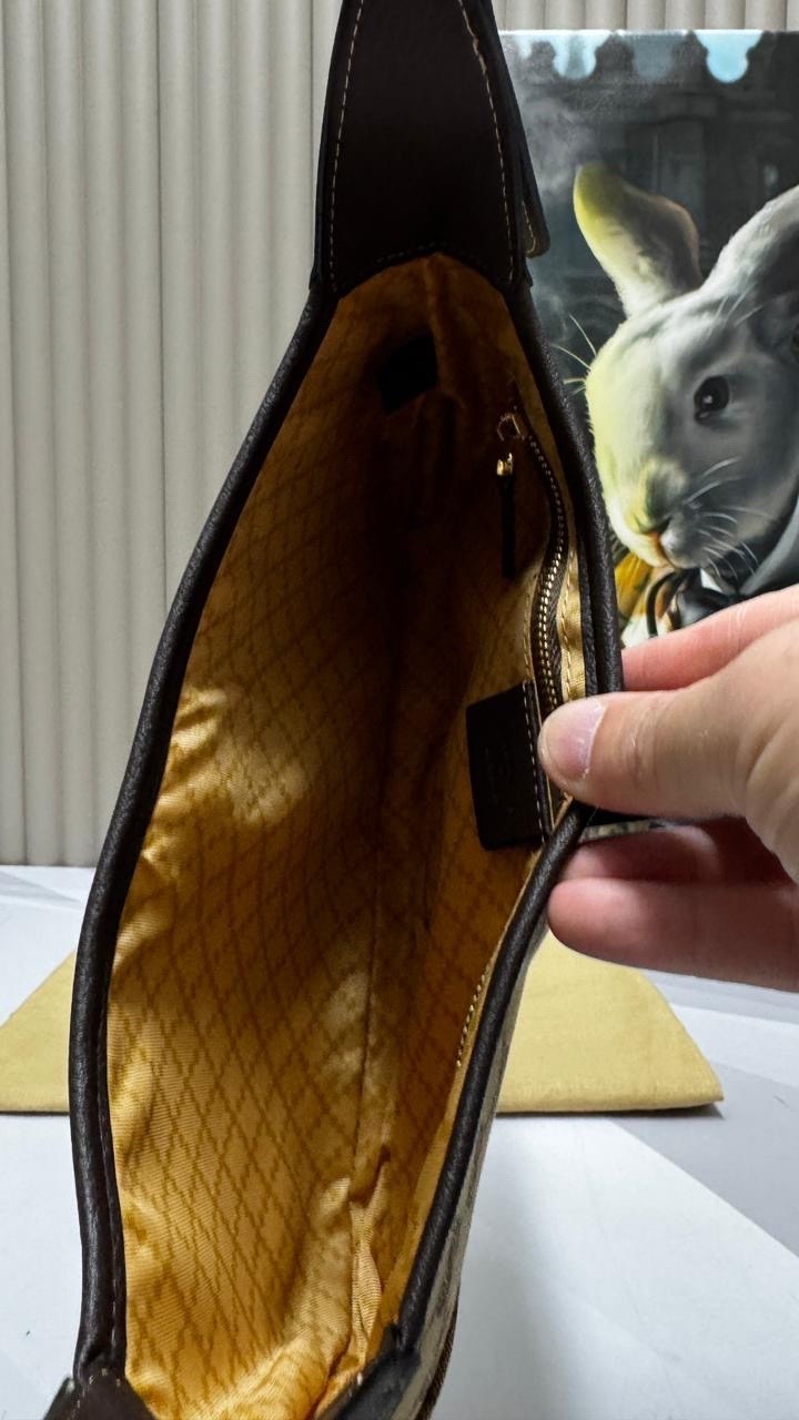 сумка gucci,сумка из питона бренд луи гуччи,повседневная женская сумка gucci,сумка мешок гуччи,женская сумка gucci