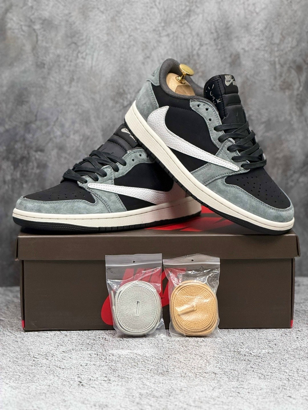 кроссовки nike air jordan 1 x travis scott,кроссовки nike air jordan 1 low x travis scott,nike air jordan 1 low x travis scott,кроссовки travis scott x air jordan 1 low,кроссовки nike