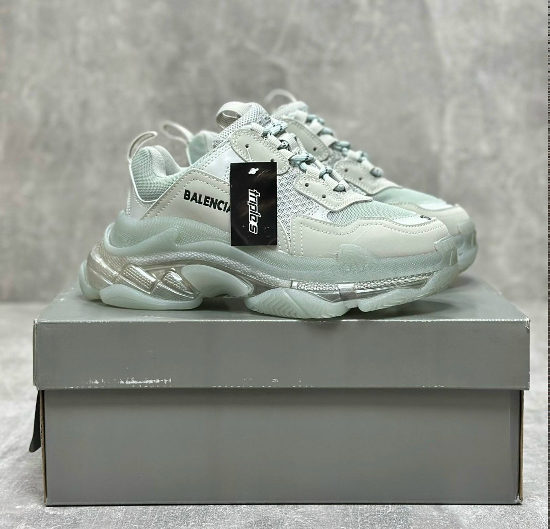 кроссовки balenciaga triple s clear sole,balenciaga triple s clear sole,balenciaga кроссовки женские,кроссовки balenciaga triple s,кроссовки balenciaga