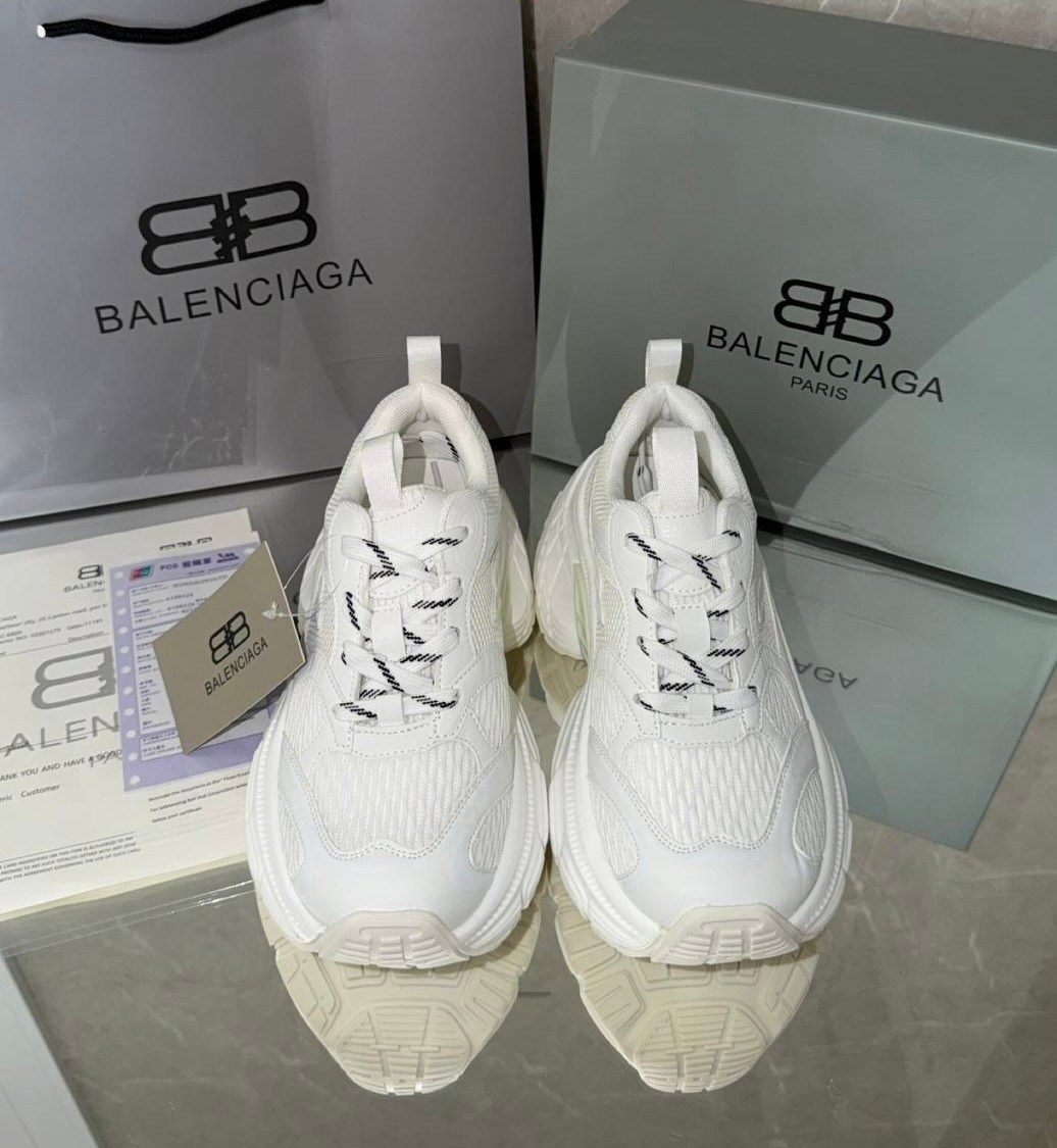 кроссовки женские balenciaga,кроссовки balenciaga,кроссовки balenciaga triple s,кроссовки balenciaga balenciaga кроссовки,кроссовки баленсиага женские