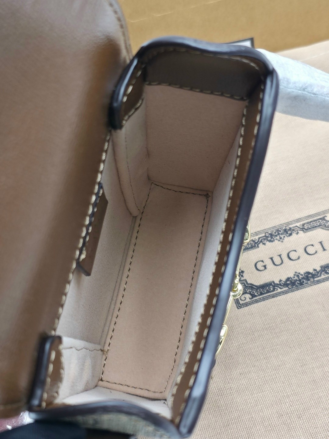 сумка gucci,gucci мини сумка,женская сумка на gucci,гуччи сумка,сумочка гуччи