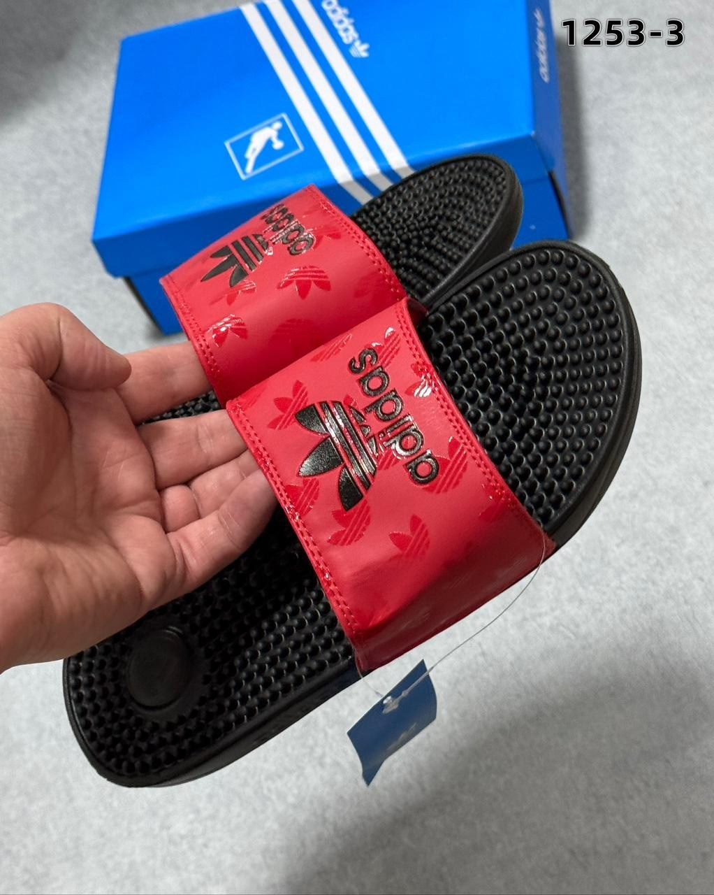 шлепанцы adidas,шлепанцы адидас красные,тапки адидас мужские,шлепки adidas мужские,сланцы adidas