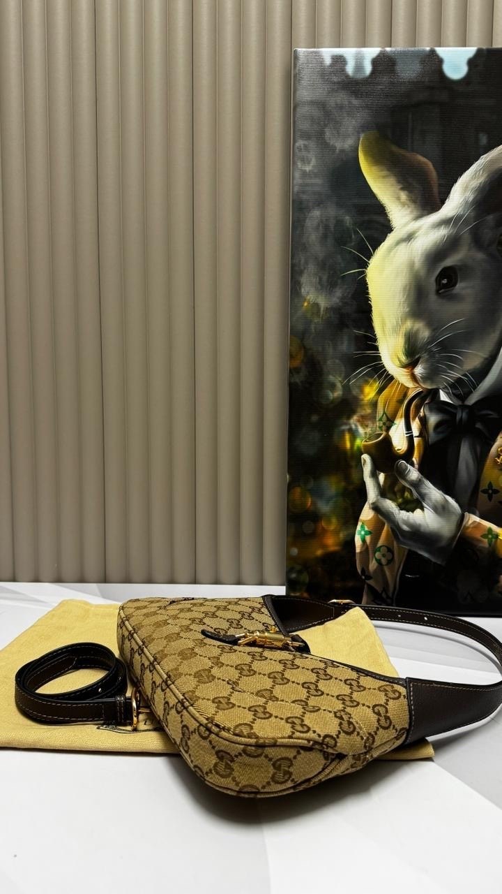 сумка gucci,сумка из питона бренд луи гуччи,повседневная женская сумка gucci,сумка мешок гуччи,женская сумка gucci