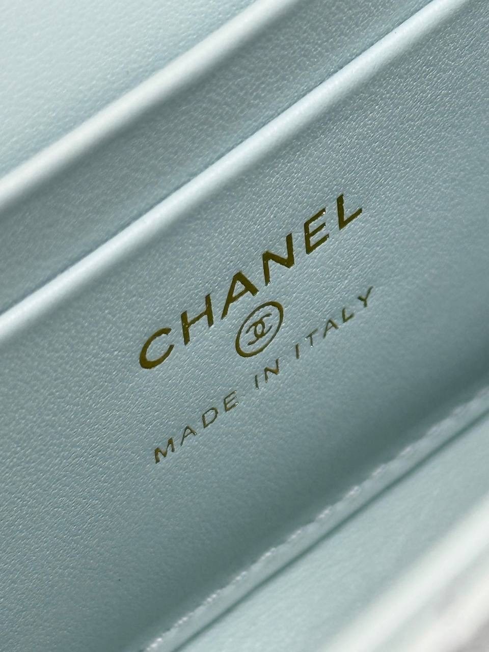 chanel сумка,сумка женская chanel,модная сумка,голубая сумка шанель,сумка шанель классика