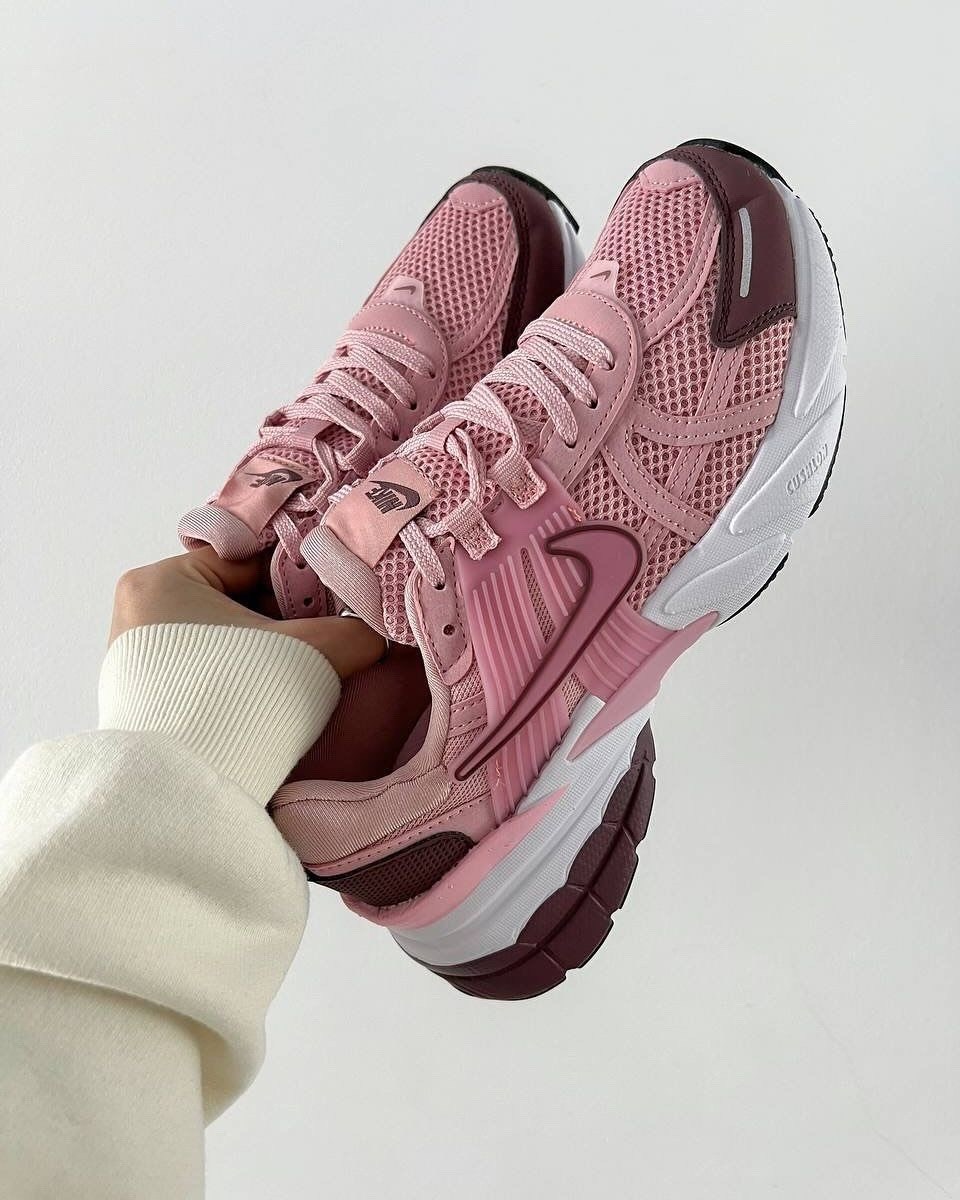 кроссовки,кроссовки nike,спортивная ,женские кроссовки,кроссовки nike женские